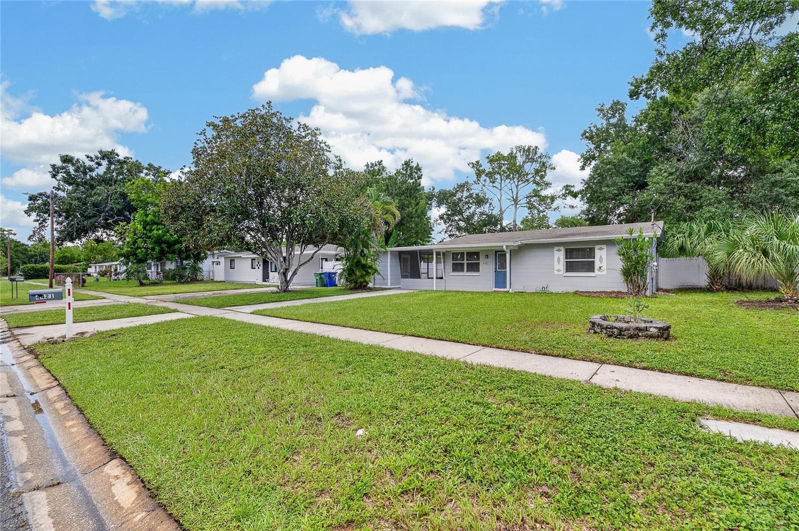 Single Family Residence at 4421 W IOWA AVE, TAMPA, photo 2 of 40