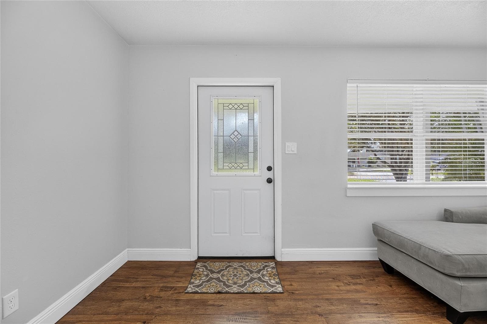 Single Family Residence at 4421 W IOWA AVE, TAMPA, photo 6 of 40