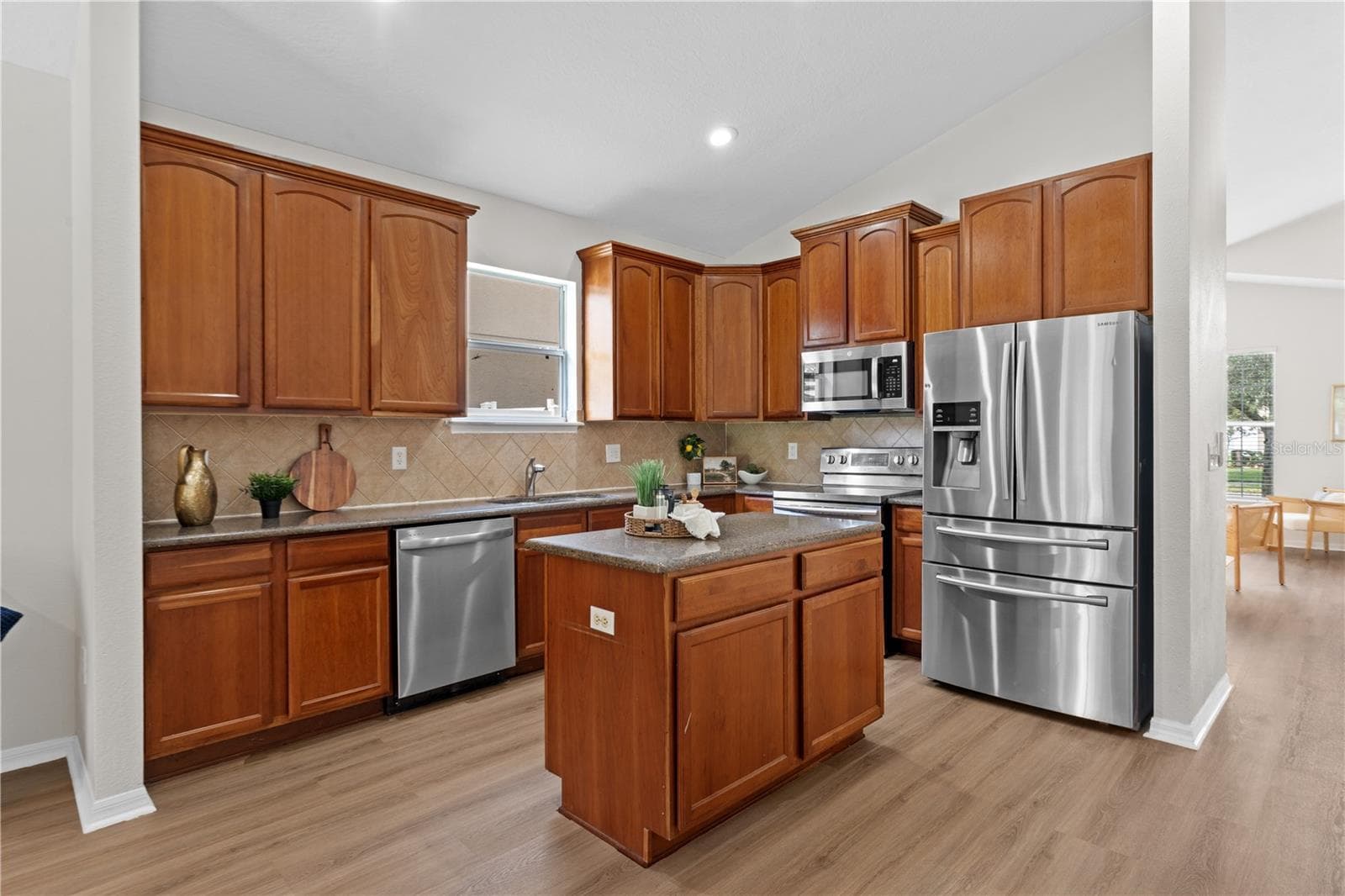 Single Family Residence at 12203 COLONY LAKES BLVD, NEW PORT RICHEY, photo 8 of 58