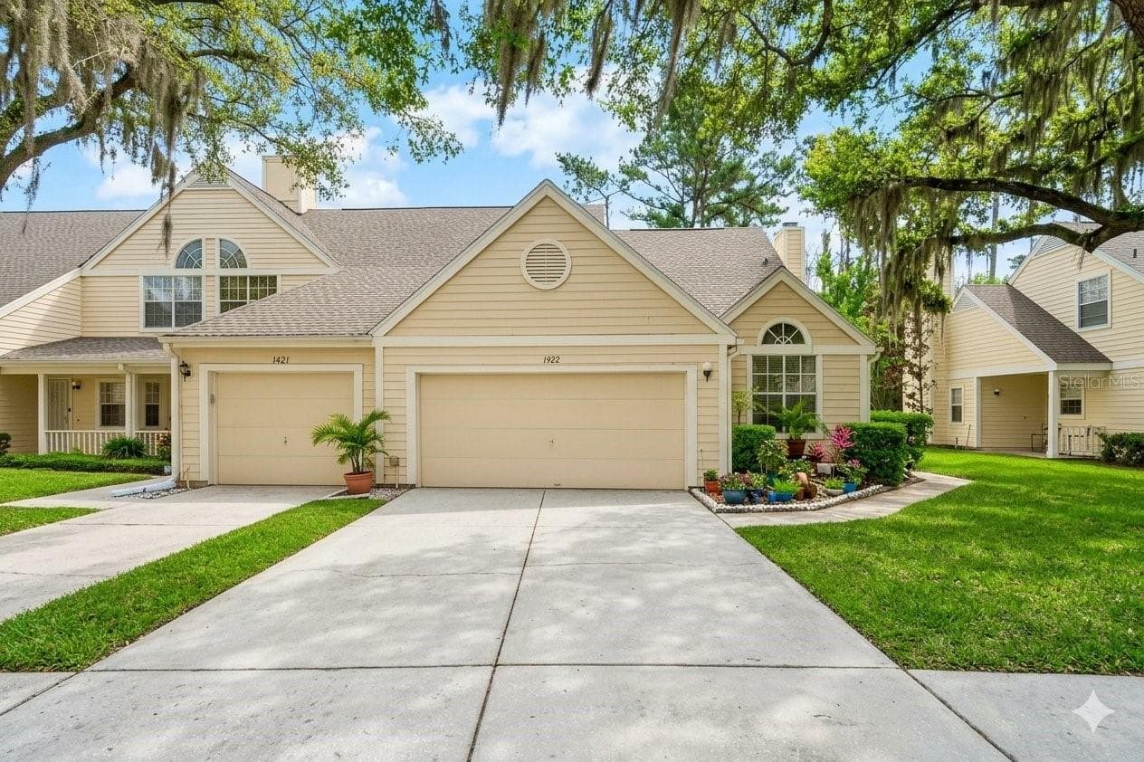 3612 PINE KNOT DR