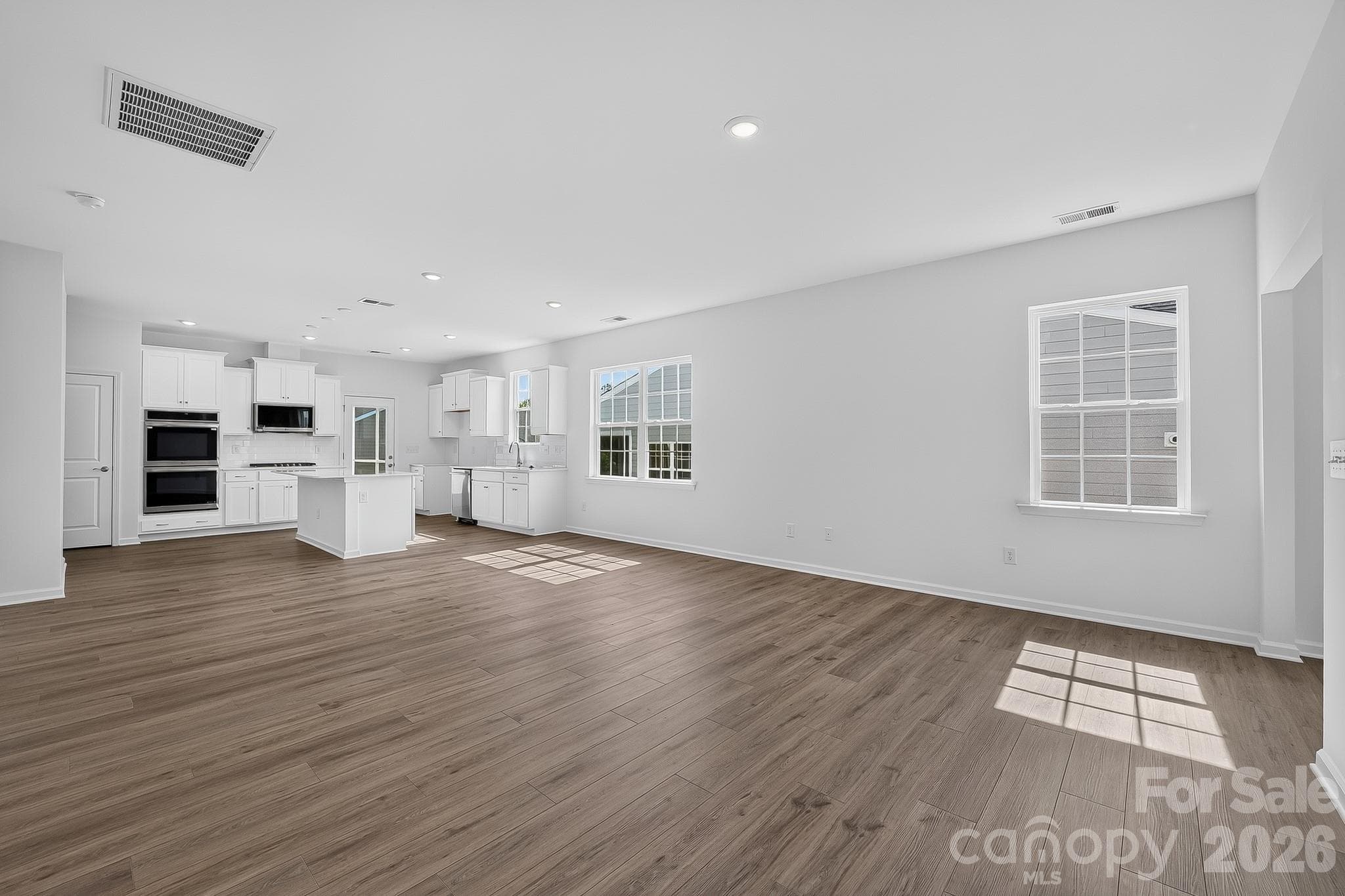 Single Family Residence at 378 Waxhaw Village Road, Lancaster, photo 8 of 27