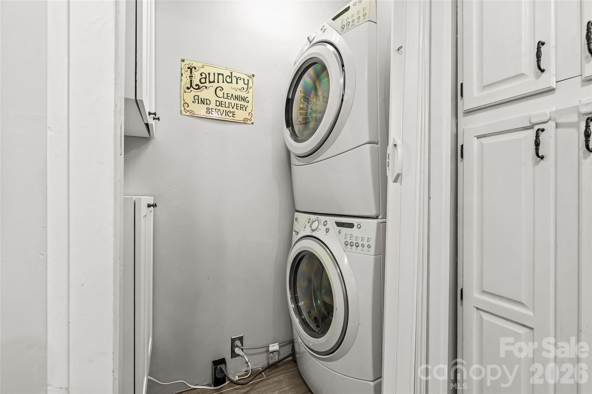 Laundry - 512 Bascom Street, Charlotte