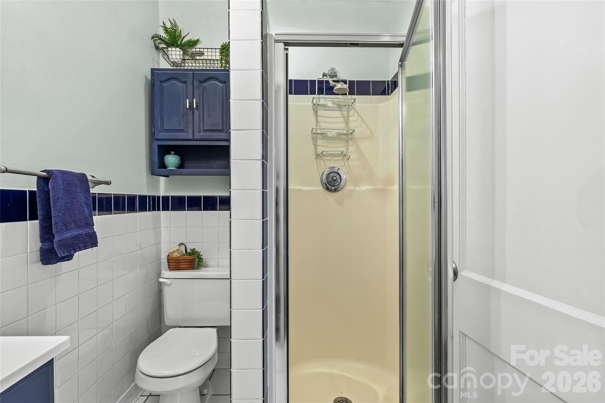 Bathroom 2 - 512 Bascom Street, Charlotte