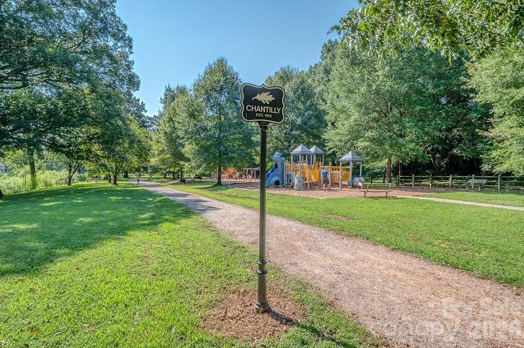 Chantilly Park - 512 Bascom Street, Charlotte