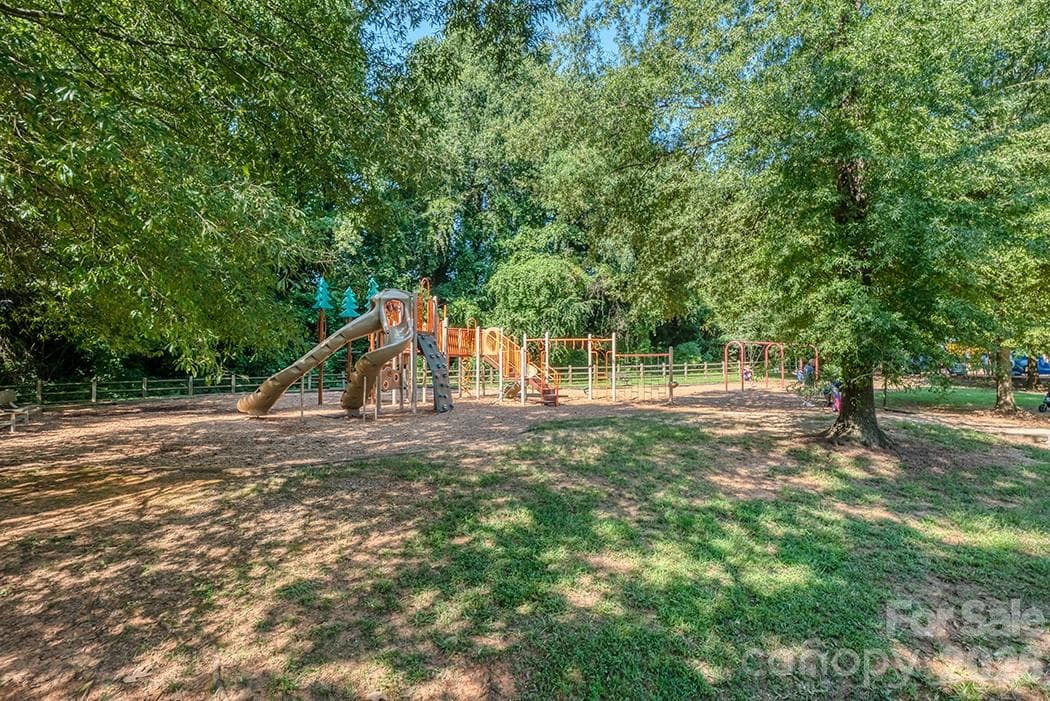 Chantilly Park - 512 Bascom Street, Charlotte