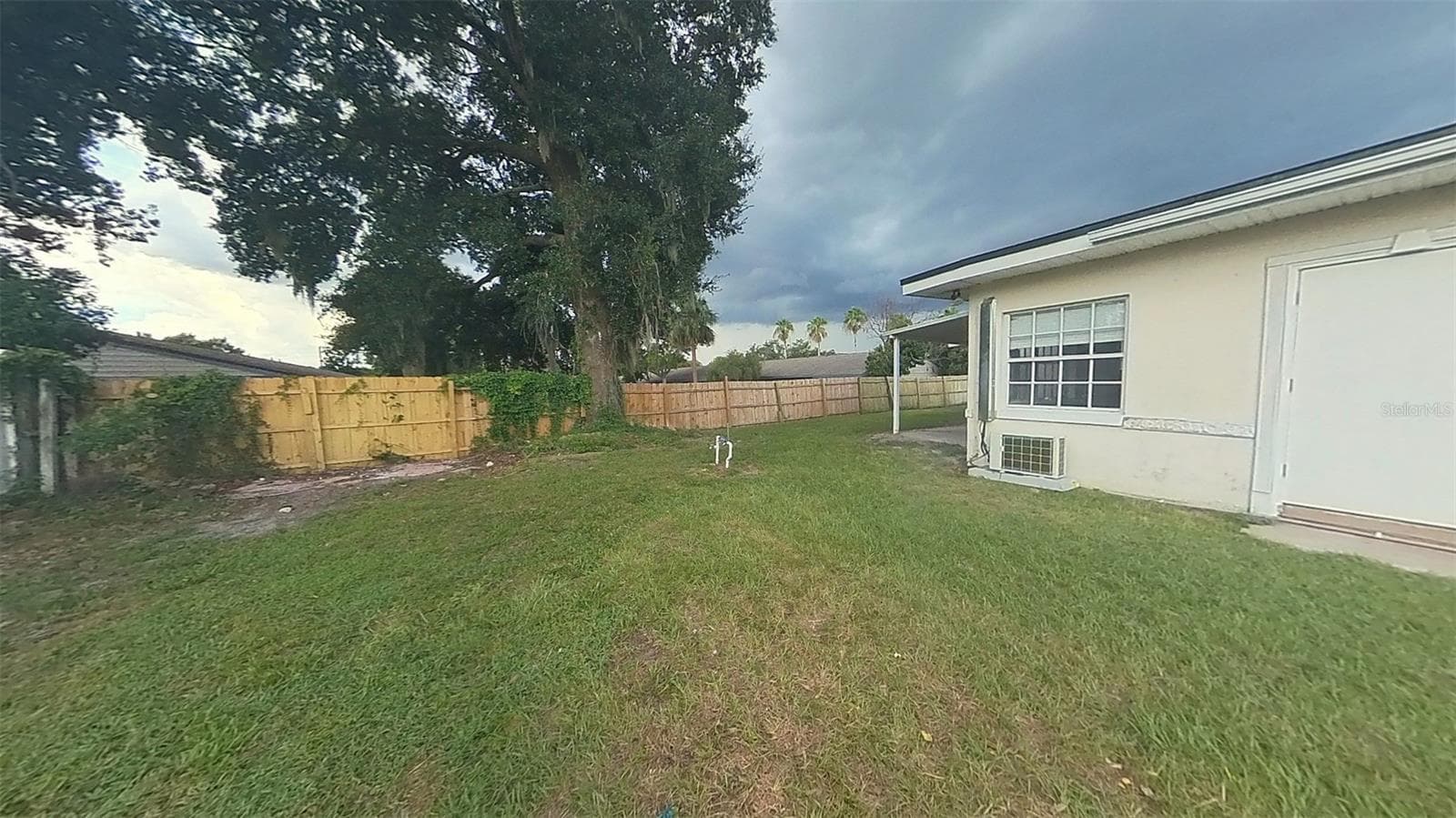 Side Yard - 120 KAY LN, ALTAMONTE SPRINGS
