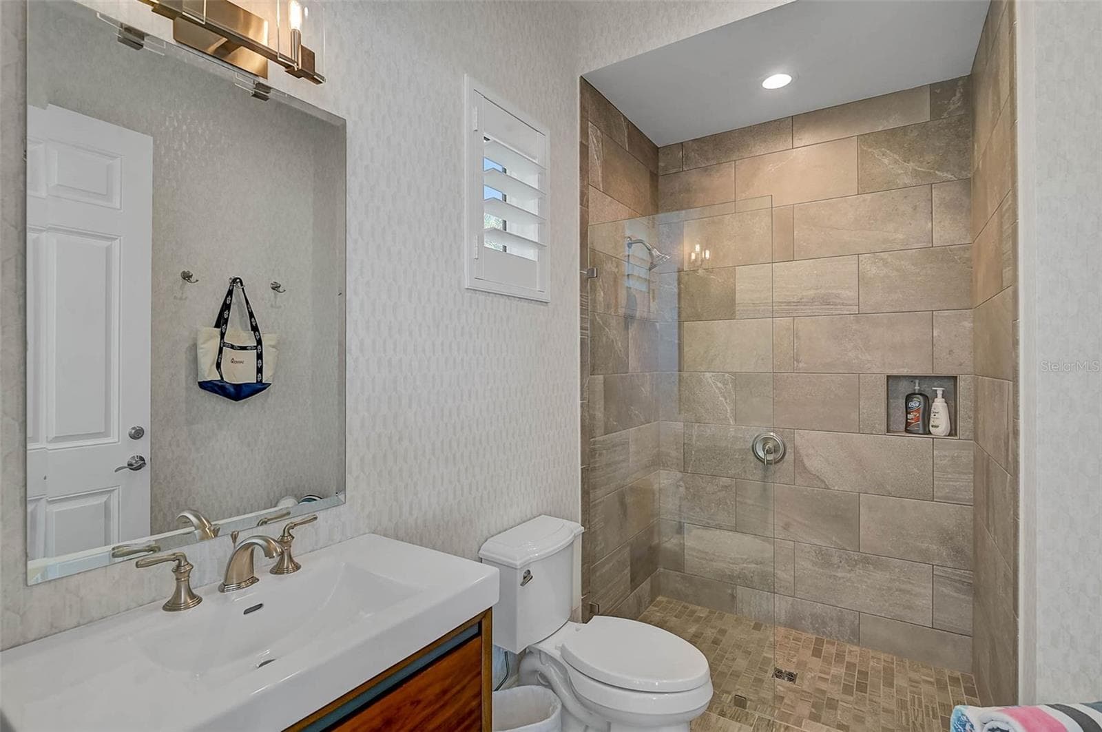 Single Family Residence at 101 SEAGULL LN, SARASOTA, photo 44 of 64