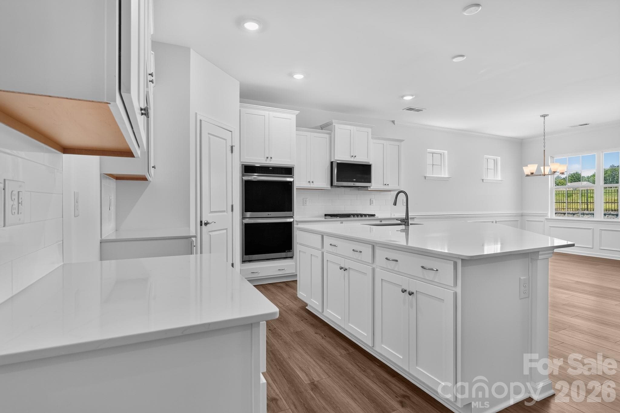 Single Family Residence at 6410 Turkey Roost Way, Lancaster, photo 12 of 30