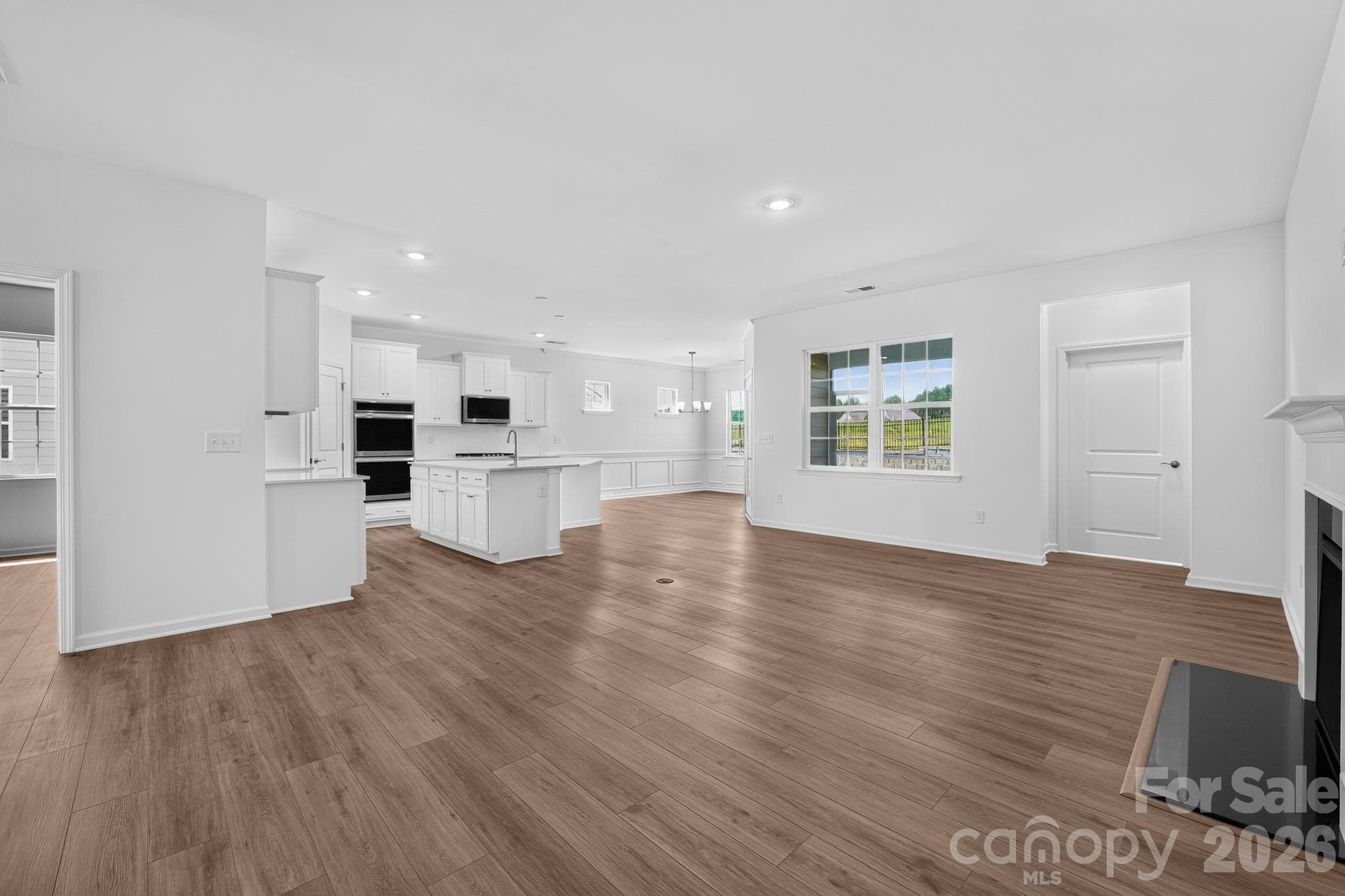 Single Family Residence at 6410 Turkey Roost Way, Lancaster, photo 16 of 30