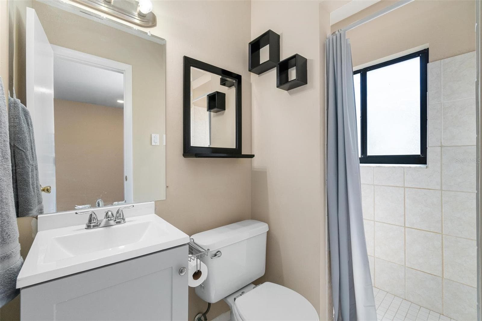 Single Family Residence at 3074 BROADPOINT DR, PUNTA GORDA, photo 20 of 25