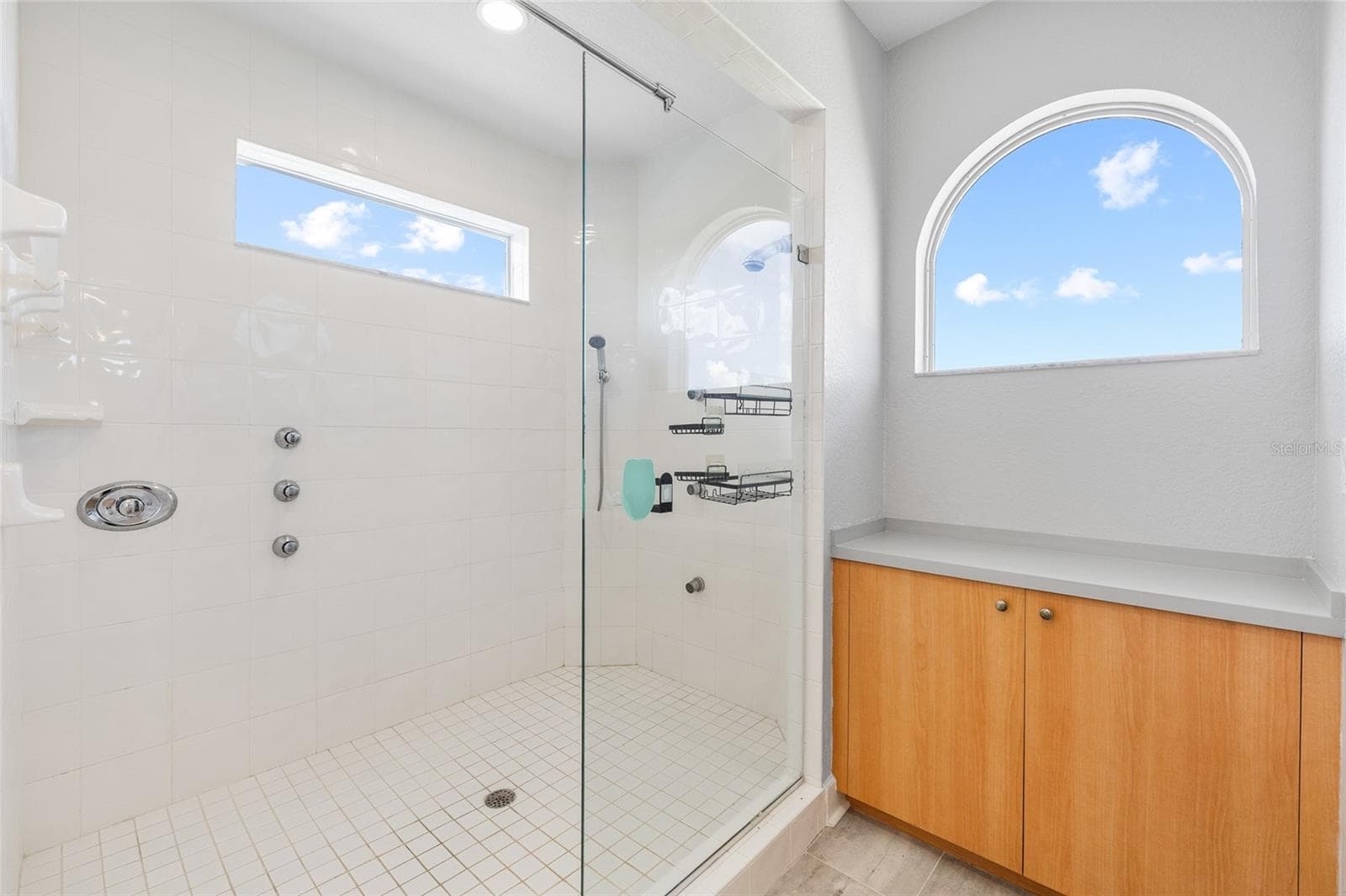 Single Family Residence at 2106 PELICAN CT, TARPON SPRINGS, photo 37 of 83