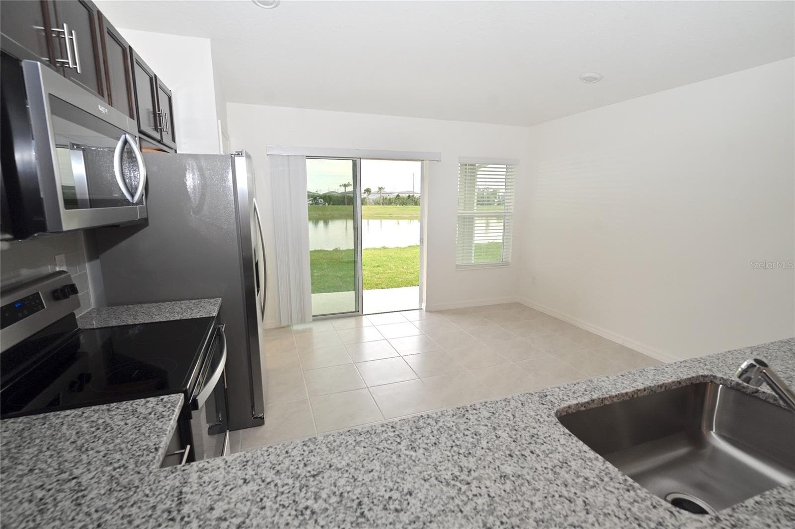 Single Family Residence at 9532 SANDY BLUFFS CIRCLE, PARRISH, photo 9 of 25