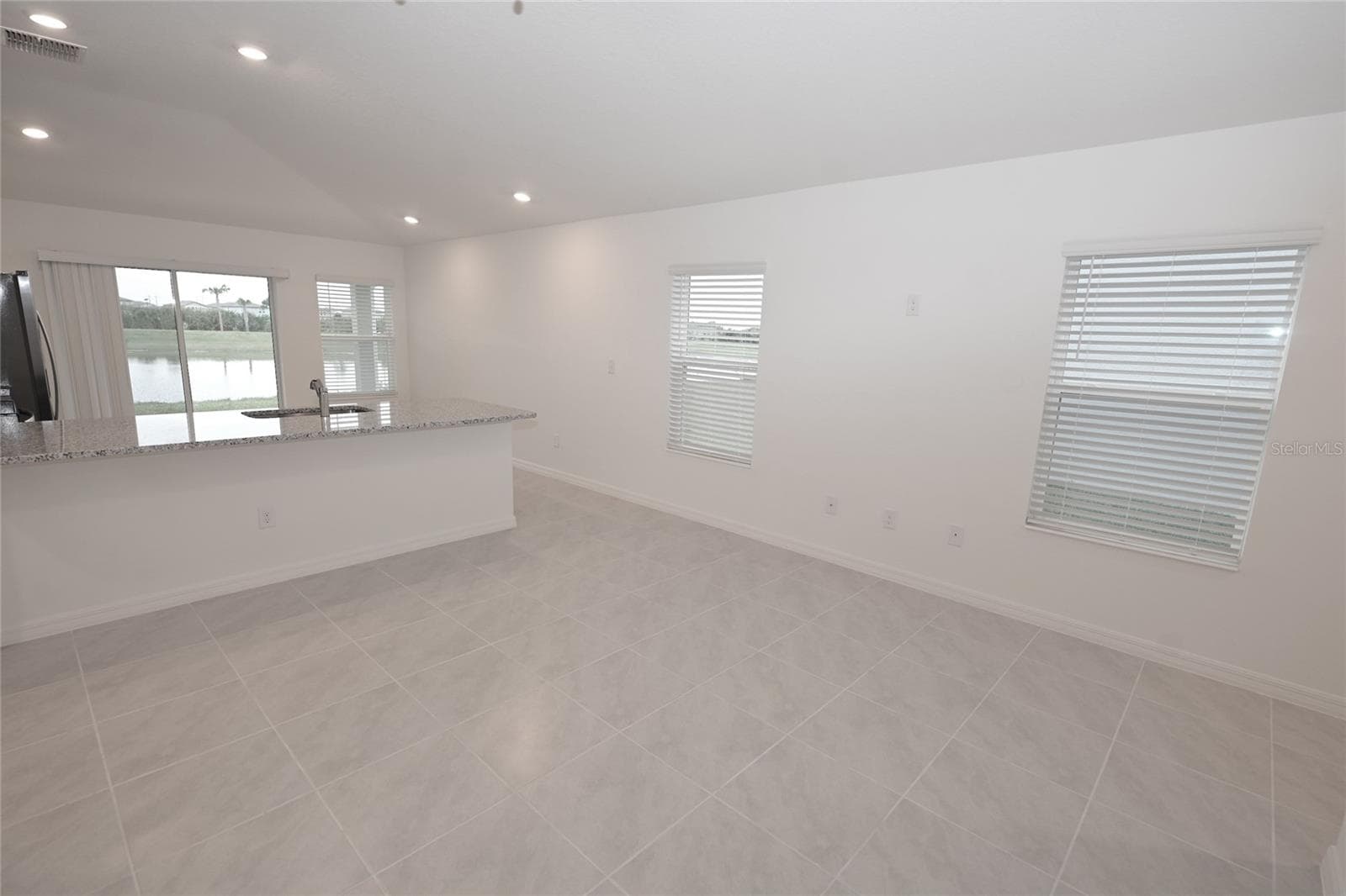 Single Family Residence at 9532 SANDY BLUFFS CIRCLE, PARRISH, photo 11 of 25