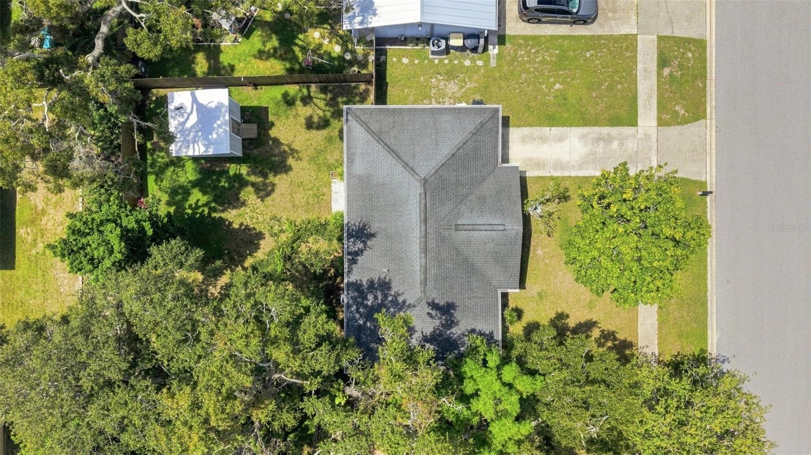 Single Family Residence at 2801 CANDLEWOOD ST, CLEARWATER, photo 4 of 38