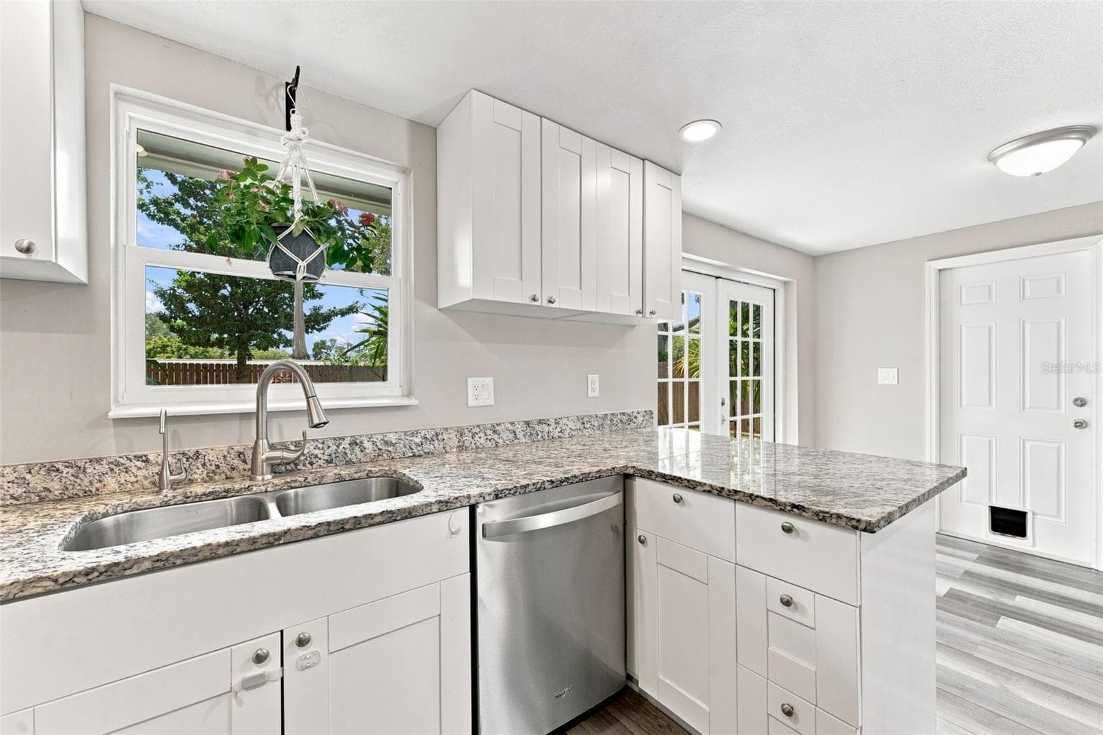 Single Family Residence at 2801 CANDLEWOOD ST, CLEARWATER, photo 15 of 38