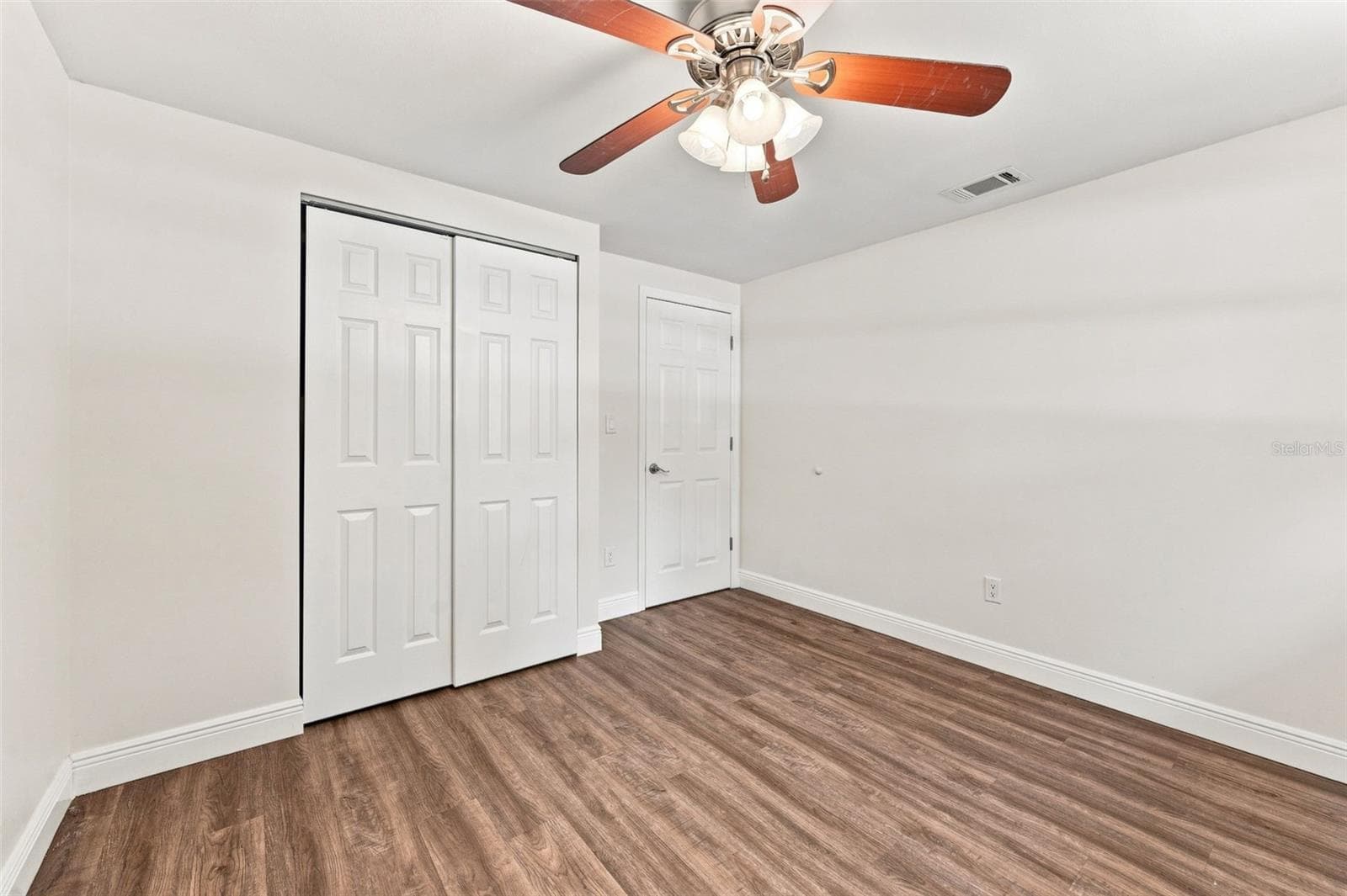 Single Family Residence at 2801 CANDLEWOOD ST, CLEARWATER, photo 20 of 38