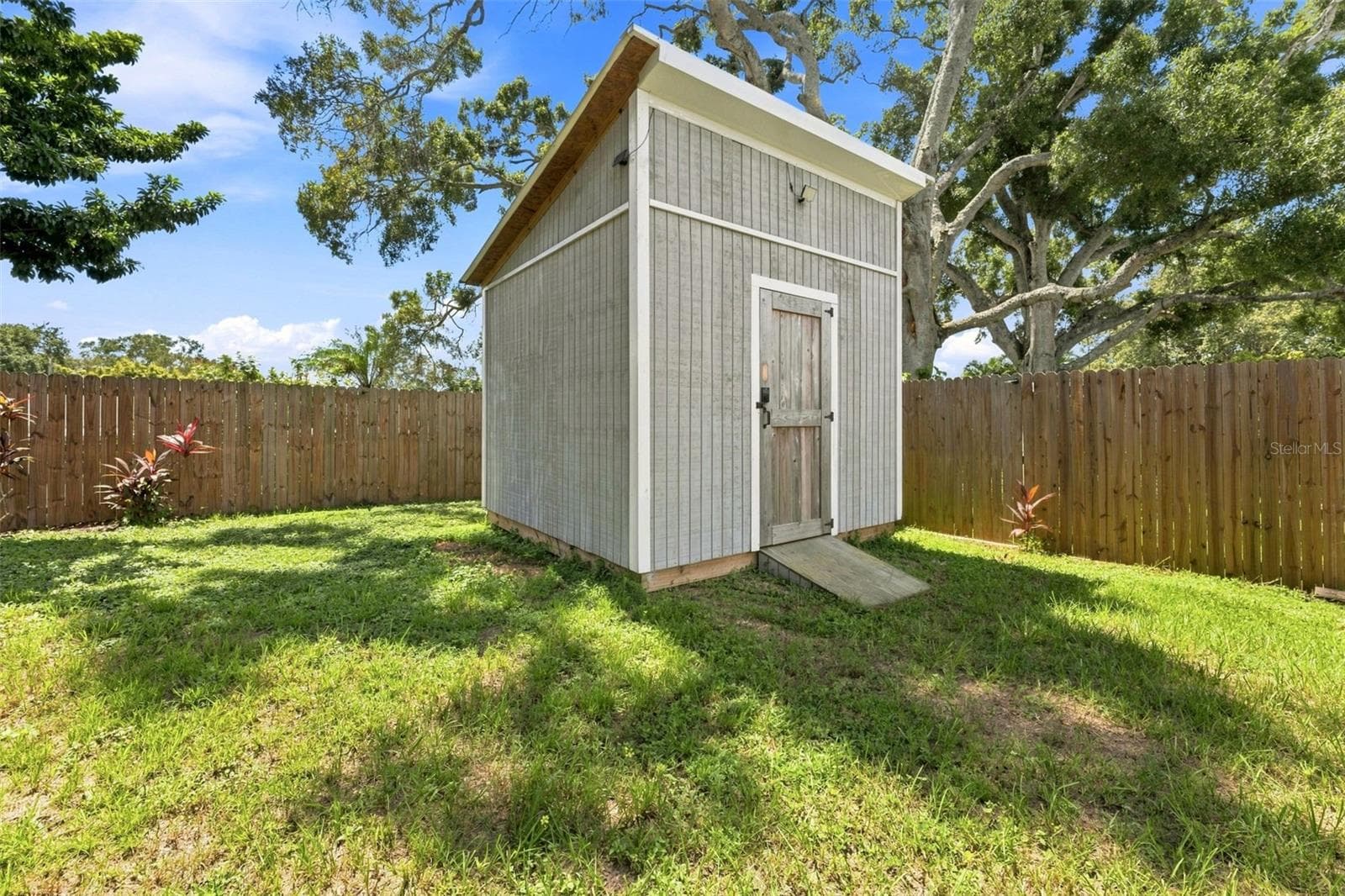 Single Family Residence at 2801 CANDLEWOOD ST, CLEARWATER, photo 33 of 38