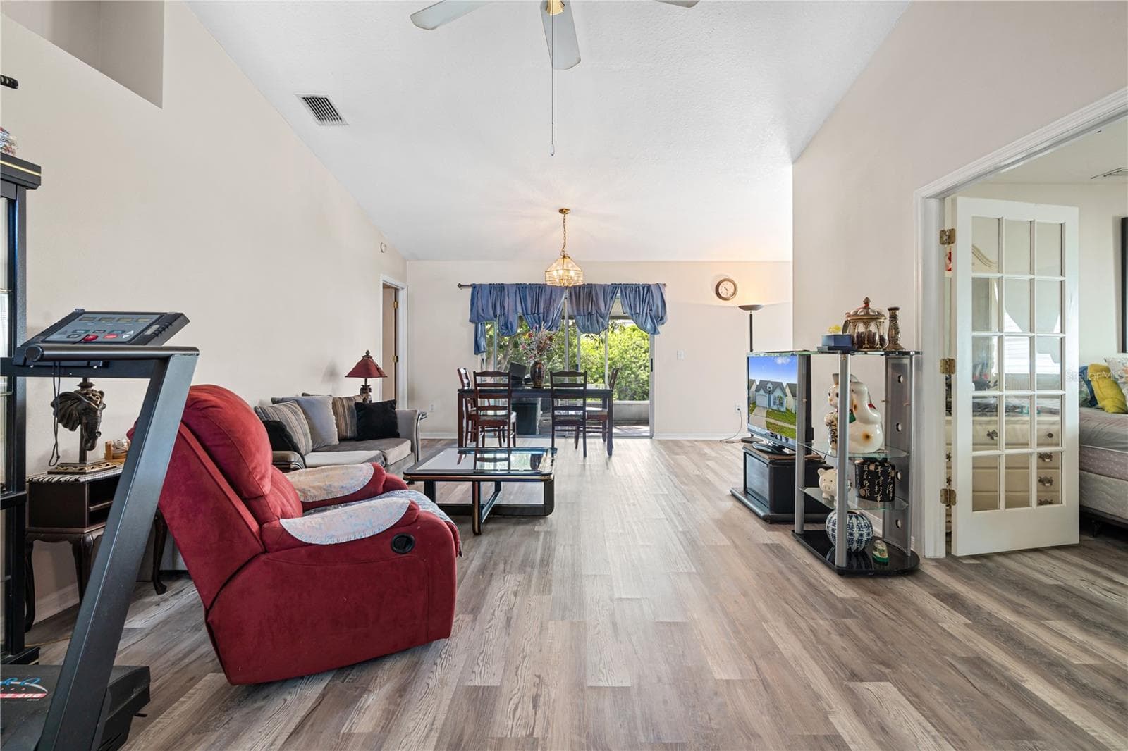 Single Family Residence at 218 LOOKOUT DR, APOLLO BEACH, photo 6 of 43