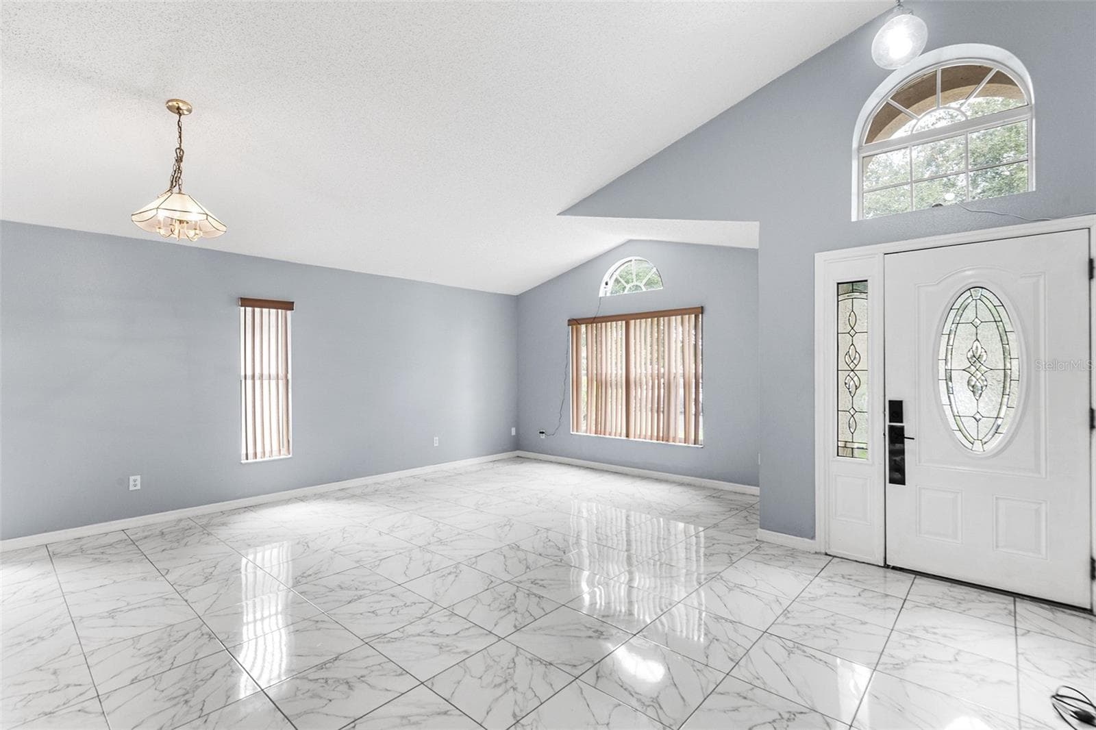 Single Family Residence at 7814 ELMSTONE CIR, ORLANDO, photo 2 of 38