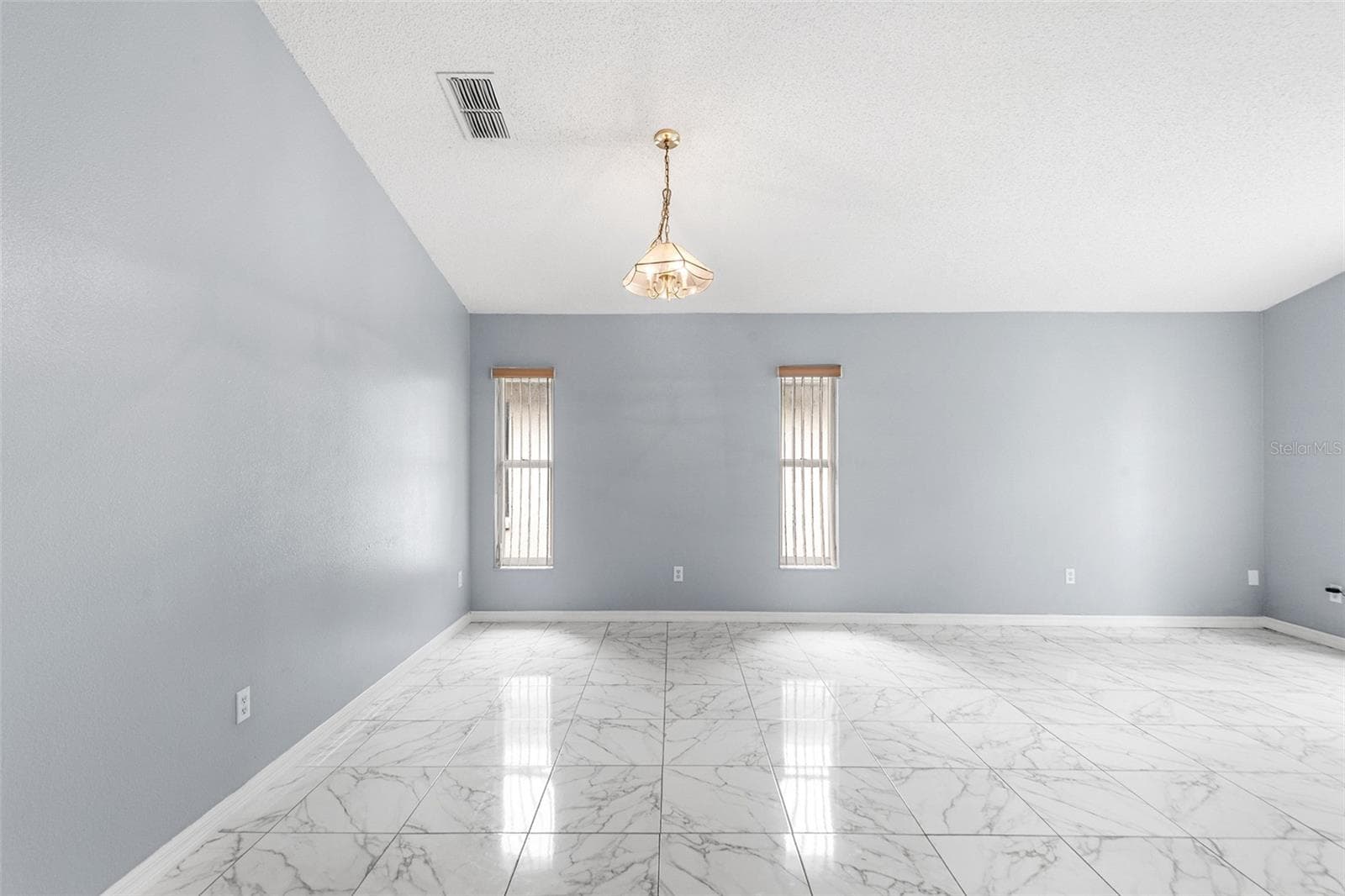Single Family Residence at 7814 ELMSTONE CIR, ORLANDO, photo 11 of 38