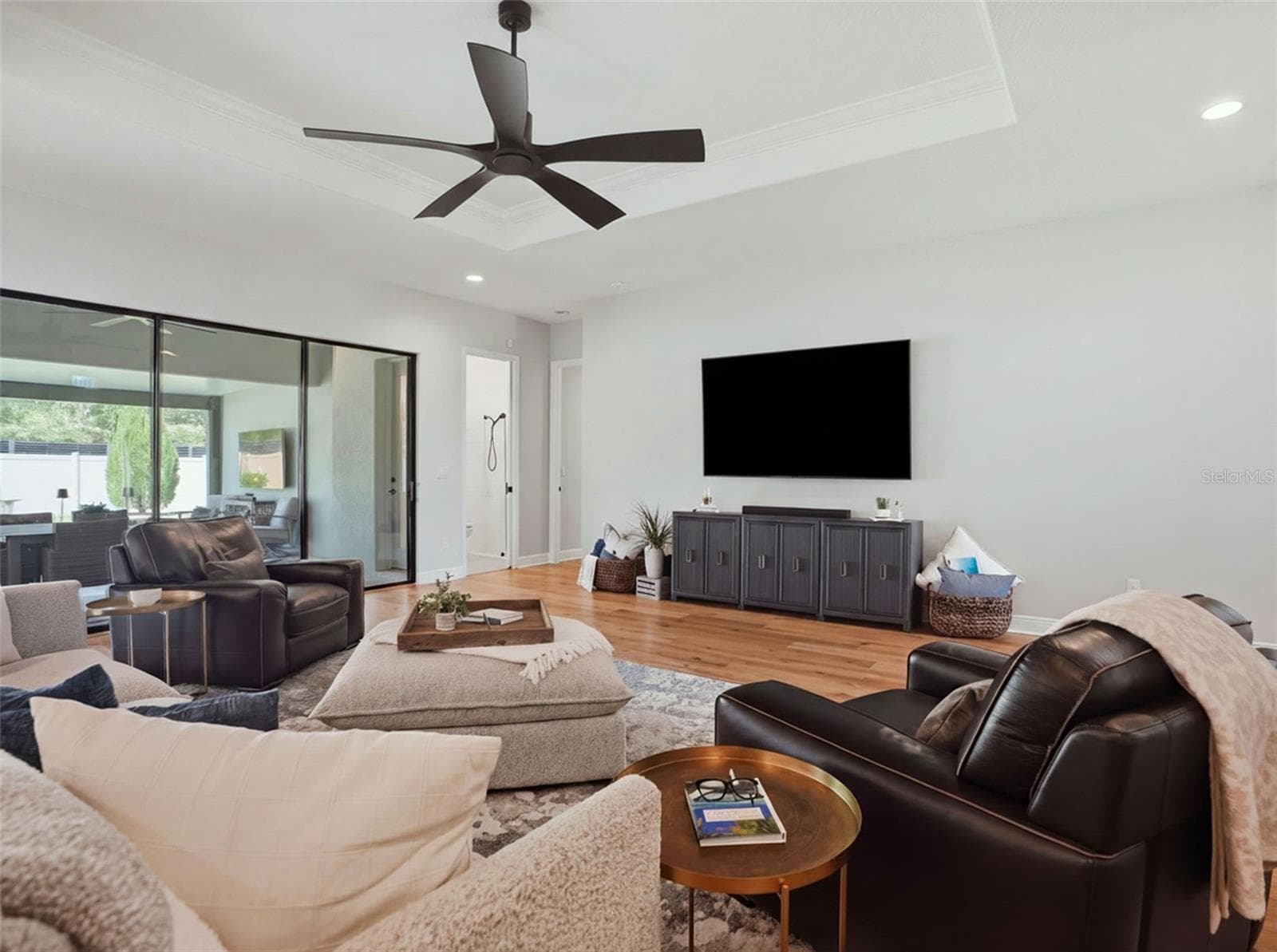 Single Family Residence at 1927 JULLEE LN, PALM HARBOR, photo 6 of 61