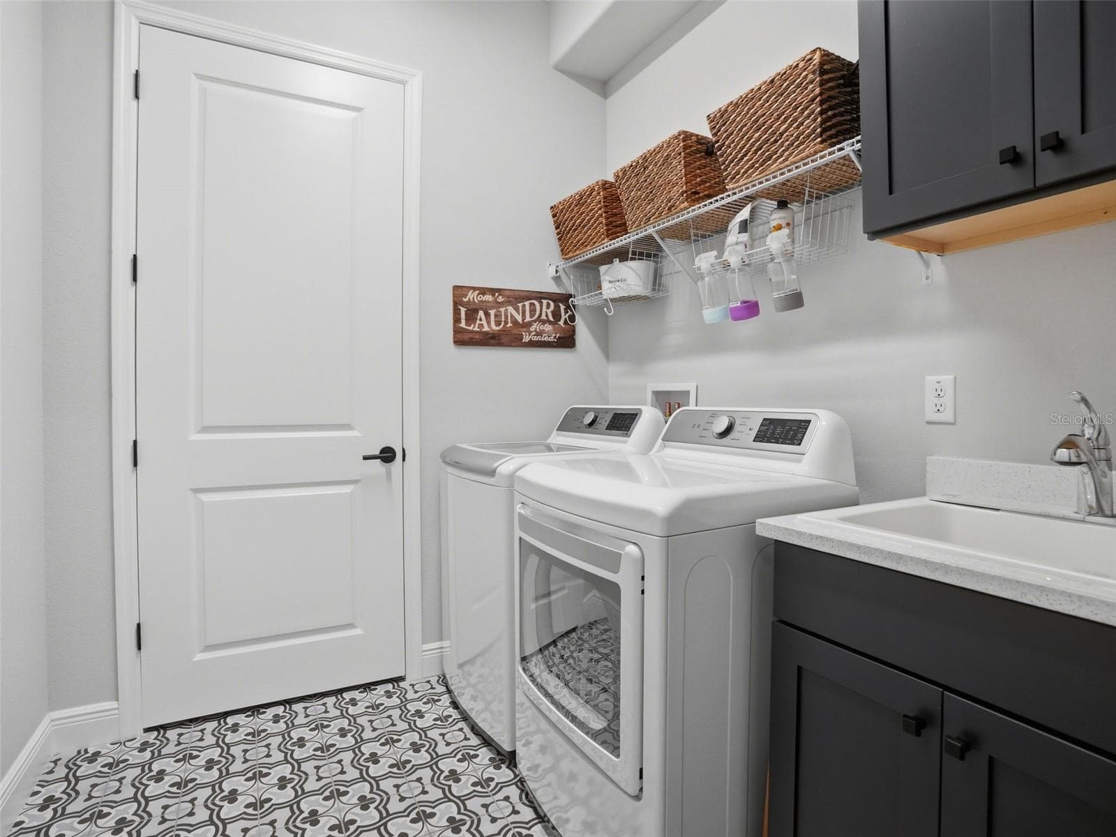 Single Family Residence at 1927 JULLEE LN, PALM HARBOR, photo 39 of 61