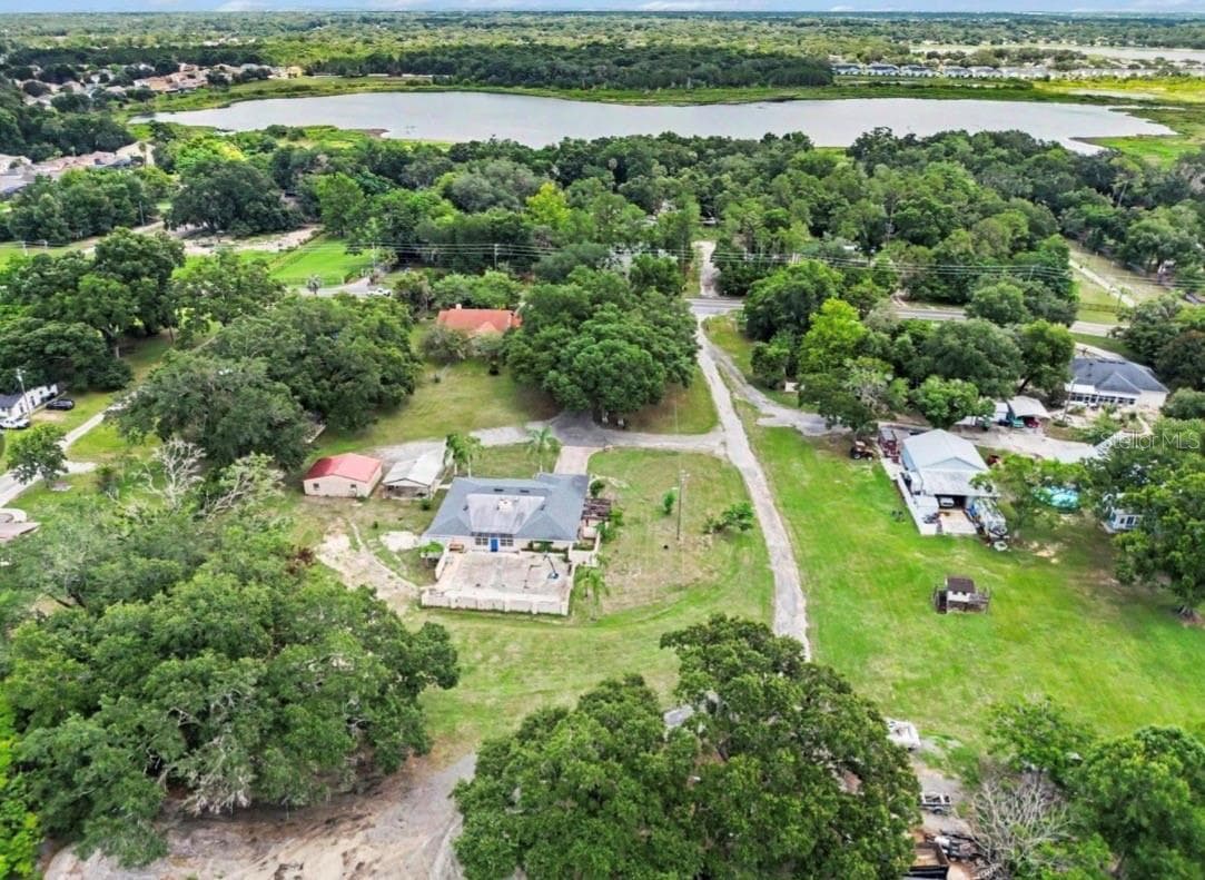 Single Family Residence at 10073 LAKE MEADOW RD, APOPKA, photo 2 of 4