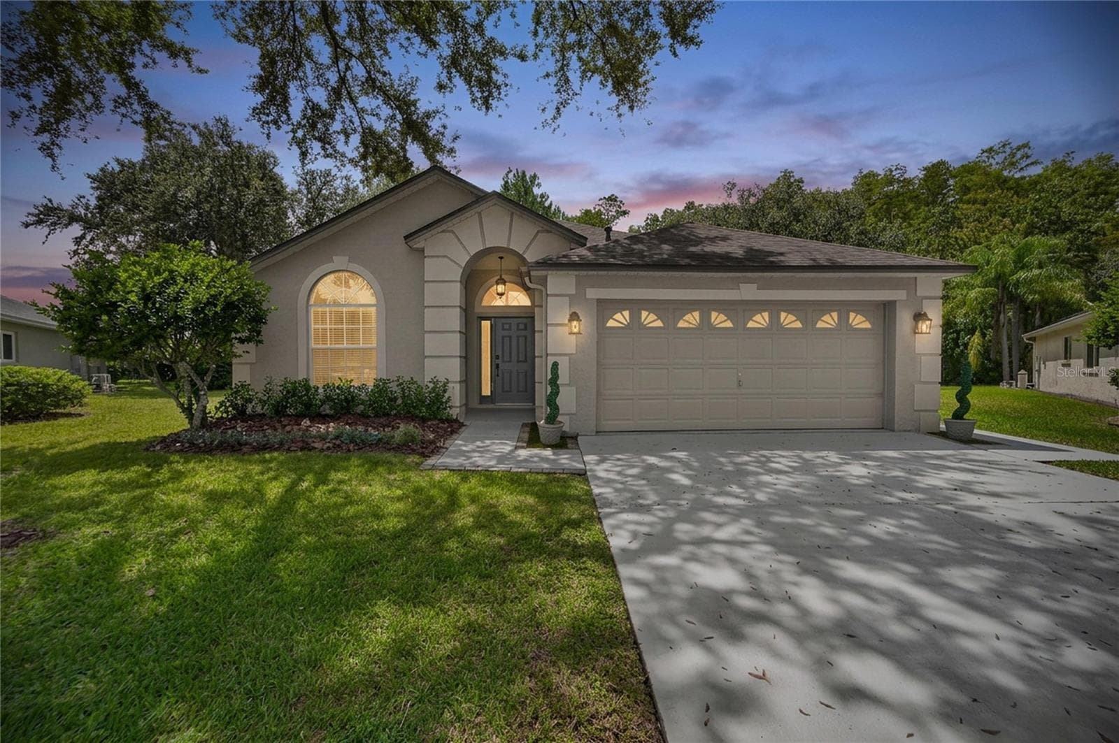 Single Family Residence at 6106 CHALON CT, LUTZ, photo 2 of 39