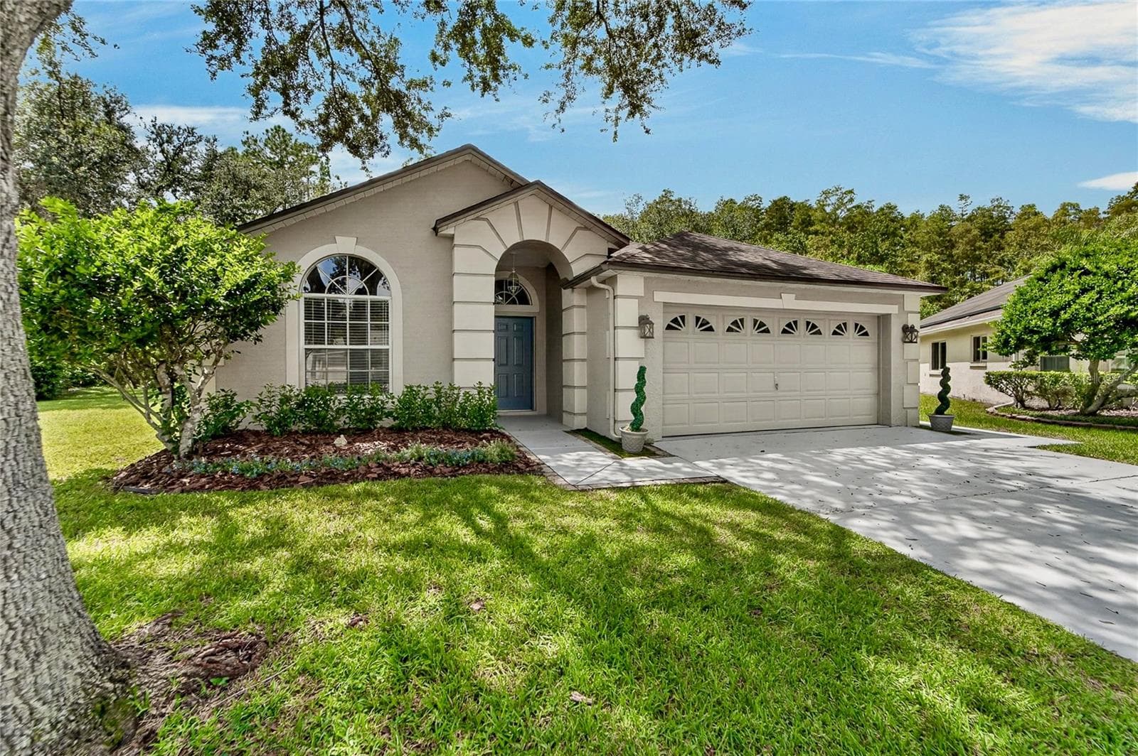 Single Family Residence at 6106 CHALON CT, LUTZ, photo 3 of 39