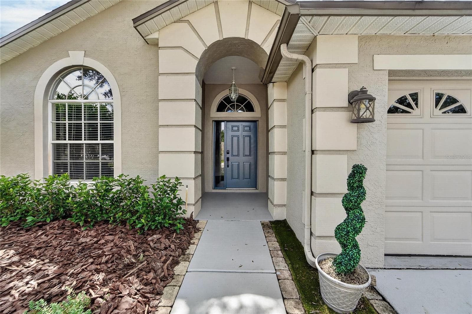 Single Family Residence at 6106 CHALON CT, LUTZ, photo 5 of 39