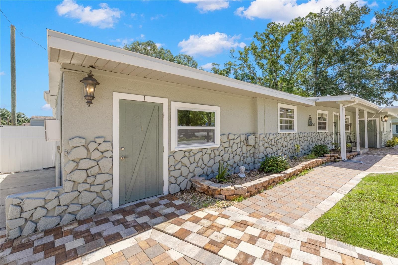 Unit 1 Studio - 9845 60TH ST, PINELLAS PARK
