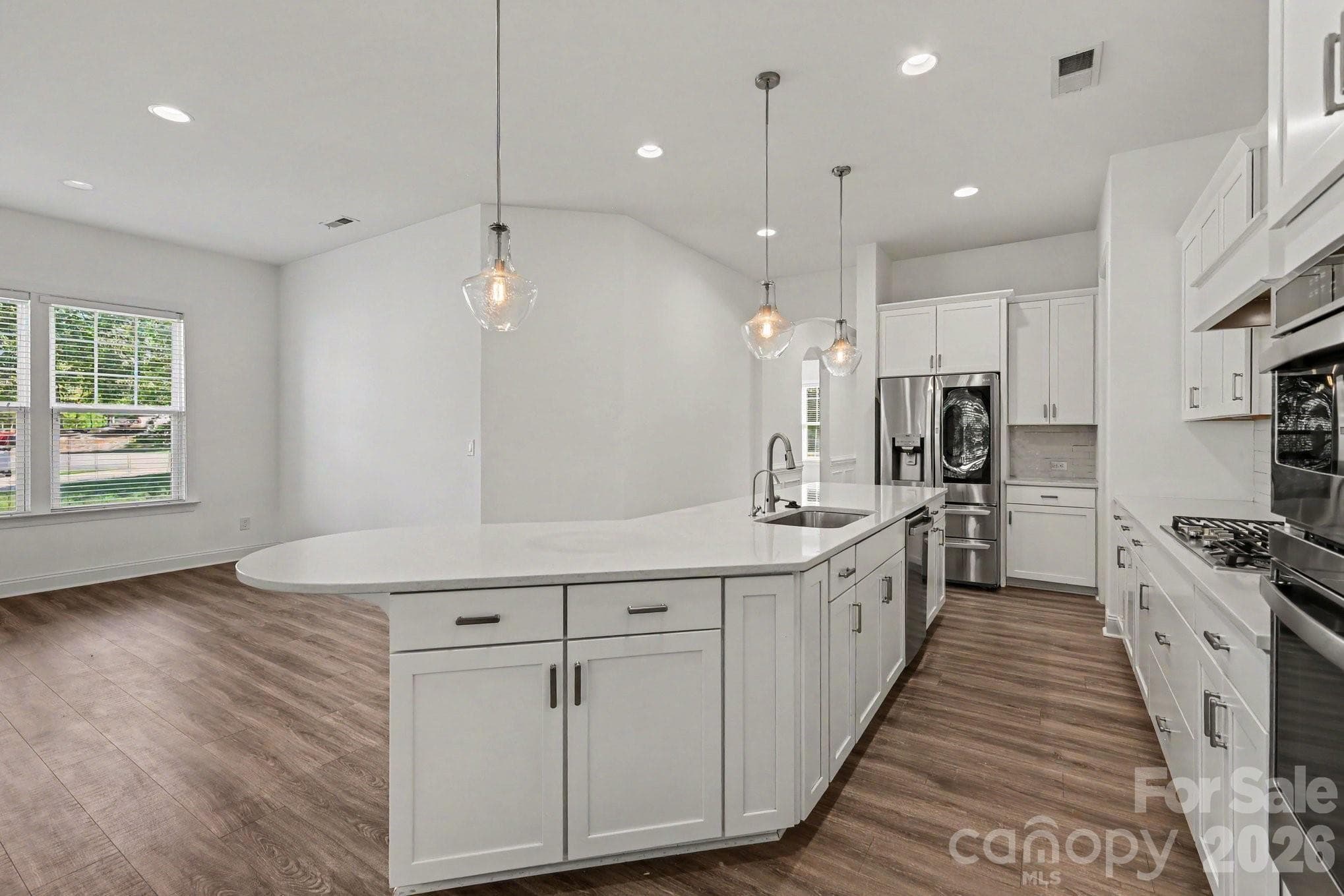 Single Family Residence at 17920 Culross Lane, Charlotte, photo 9 of 47