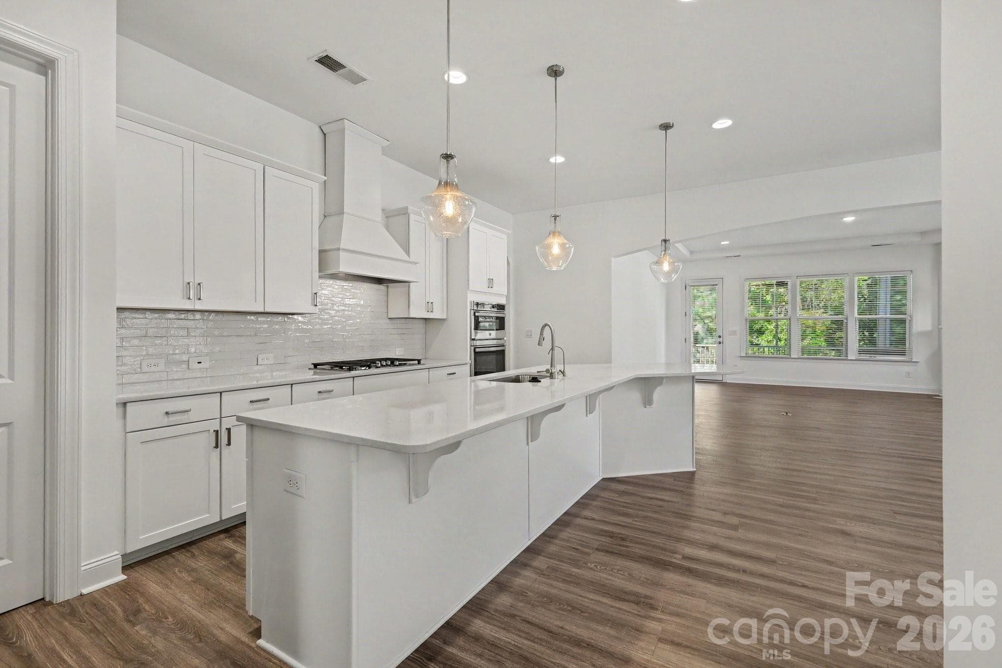 Single Family Residence at 17920 Culross Lane, Charlotte, photo 10 of 47