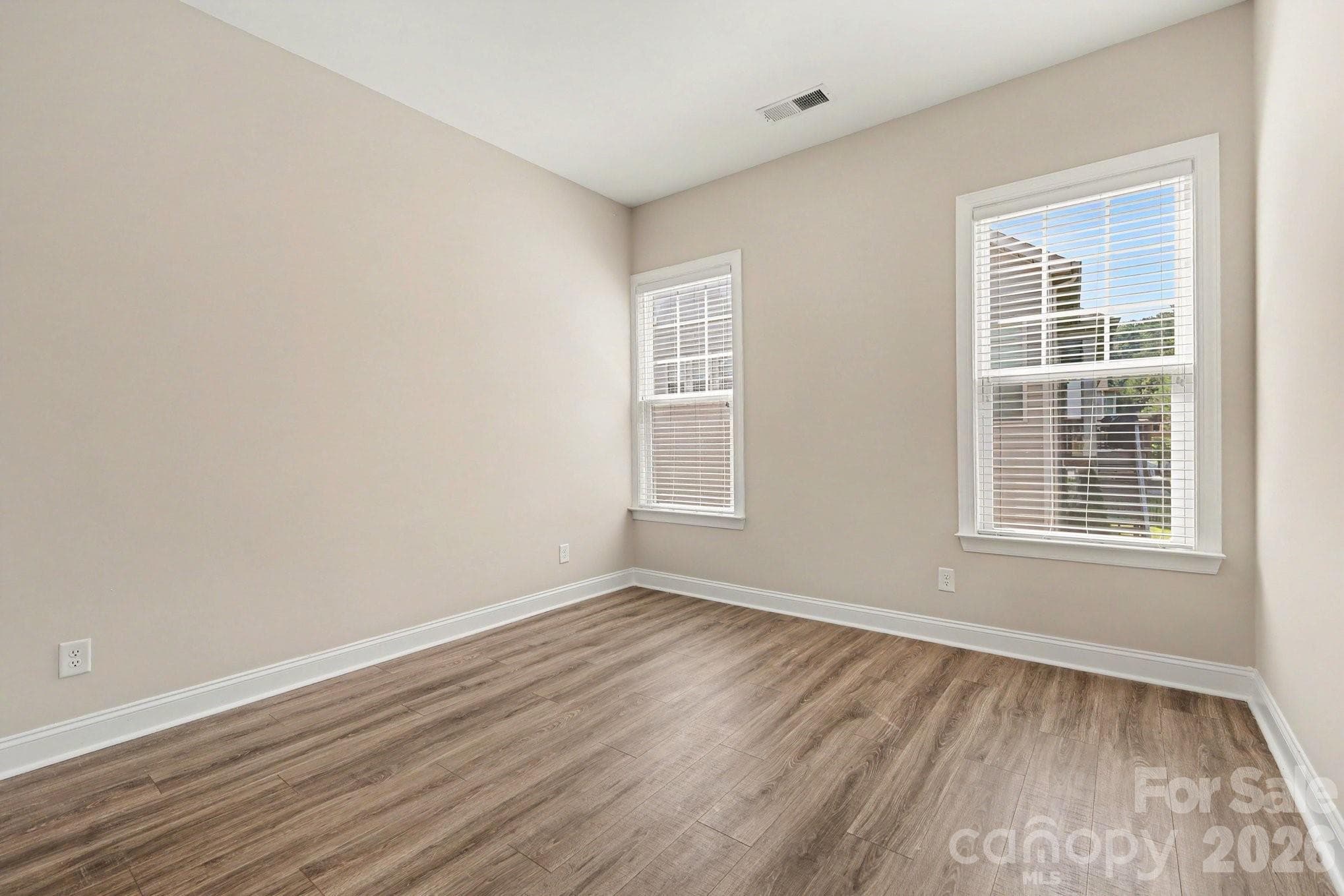 Single Family Residence at 17920 Culross Lane, Charlotte, photo 15 of 47