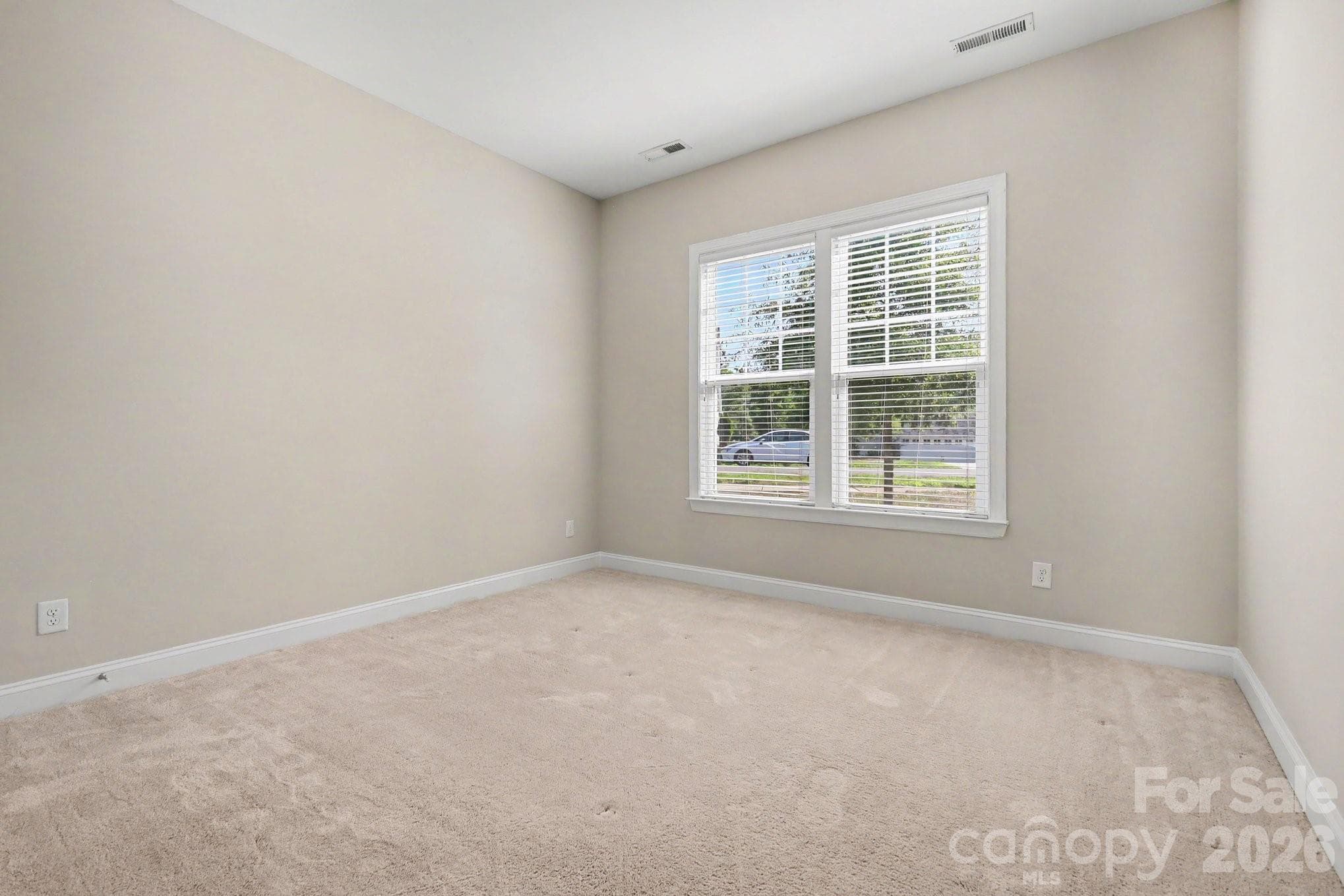 Single Family Residence at 17920 Culross Lane, Charlotte, photo 16 of 47