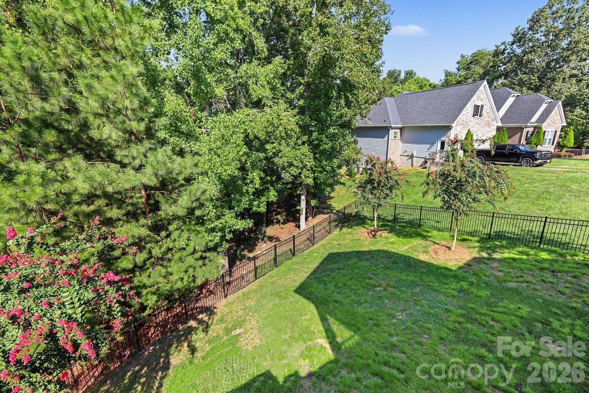 Single Family Residence at 17920 Culross Lane, Charlotte, photo 44 of 47
