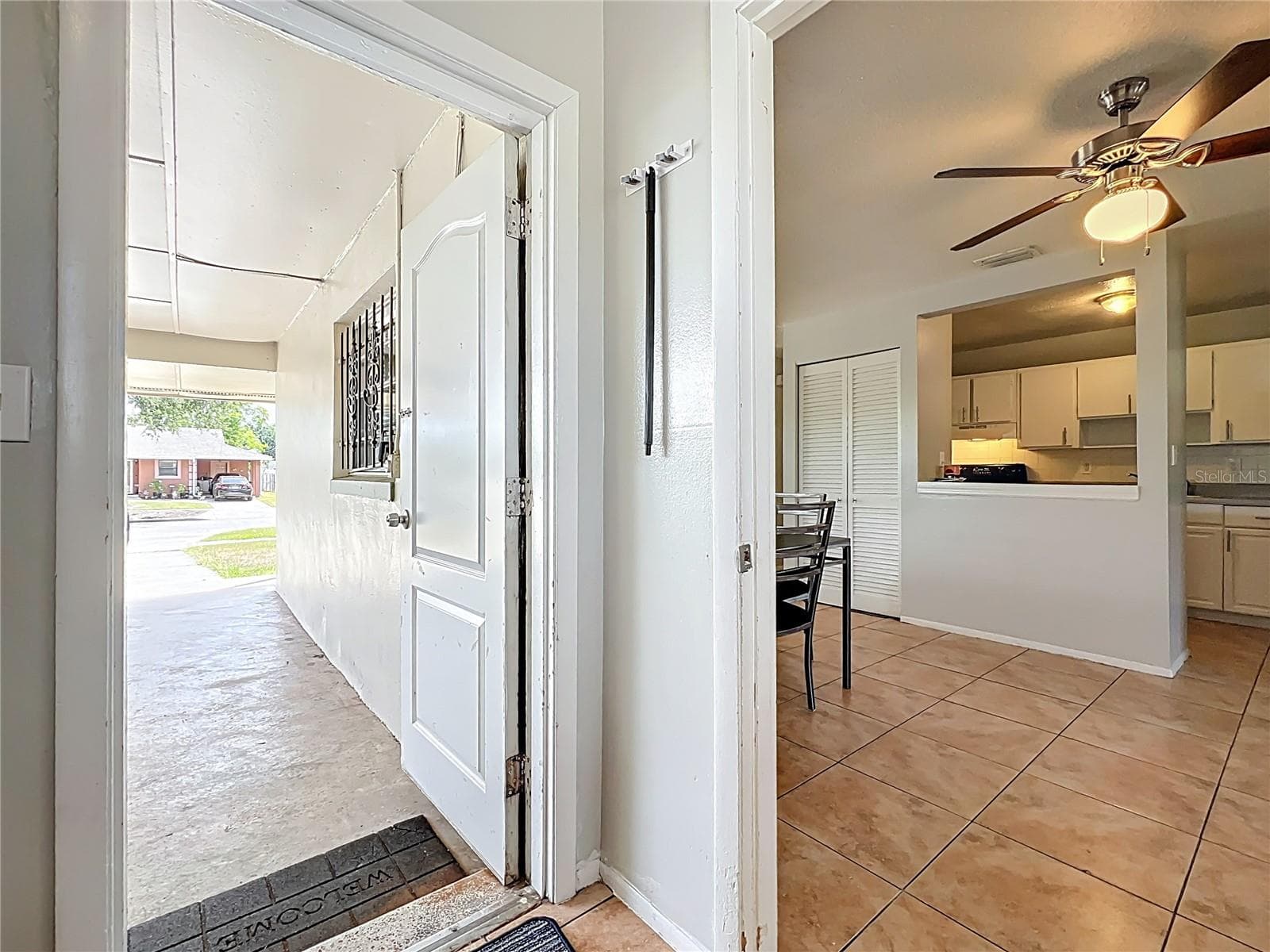Single Family Residence at 4343 LAKE RICHMOND DR, ORLANDO, photo 10 of 14