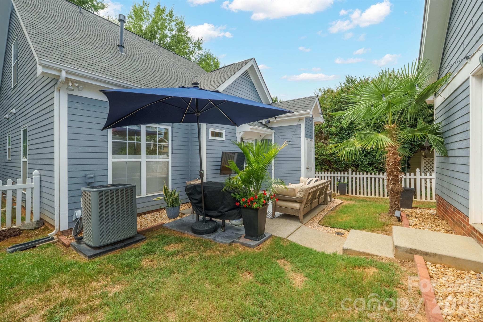 Fenced in yard - 14525 Holly Springs Drive, Huntersville