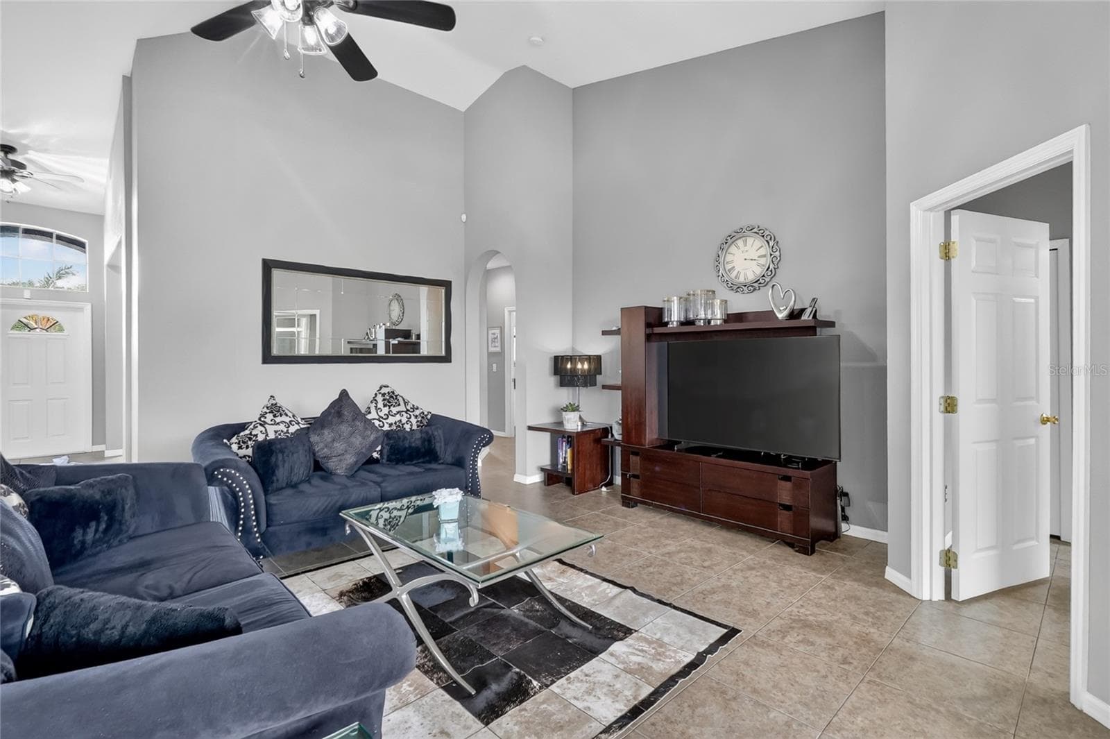 Single Family Residence at 241 BELFRY DR, DAVENPORT, photo 14 of 77