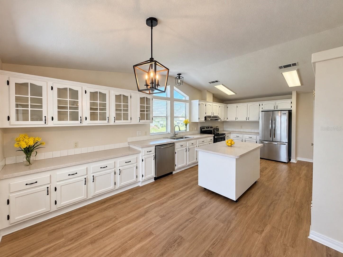 Mobile Home at 13181 SE 48 TER, BELLEVIEW, photo 4 of 25