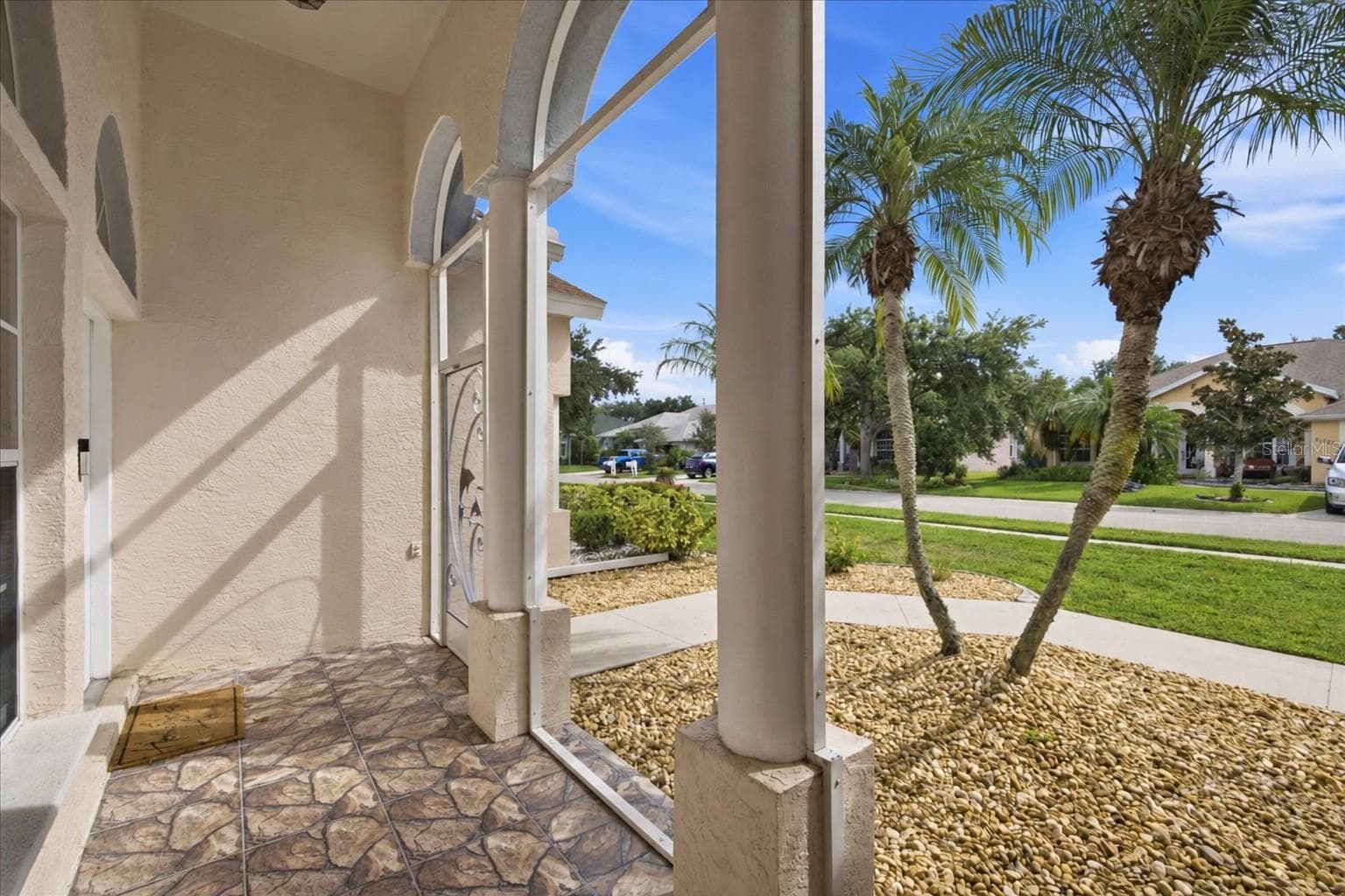 Single Family Residence at 6223 ROCK CREEK CIR, ELLENTON, photo 3 of 59