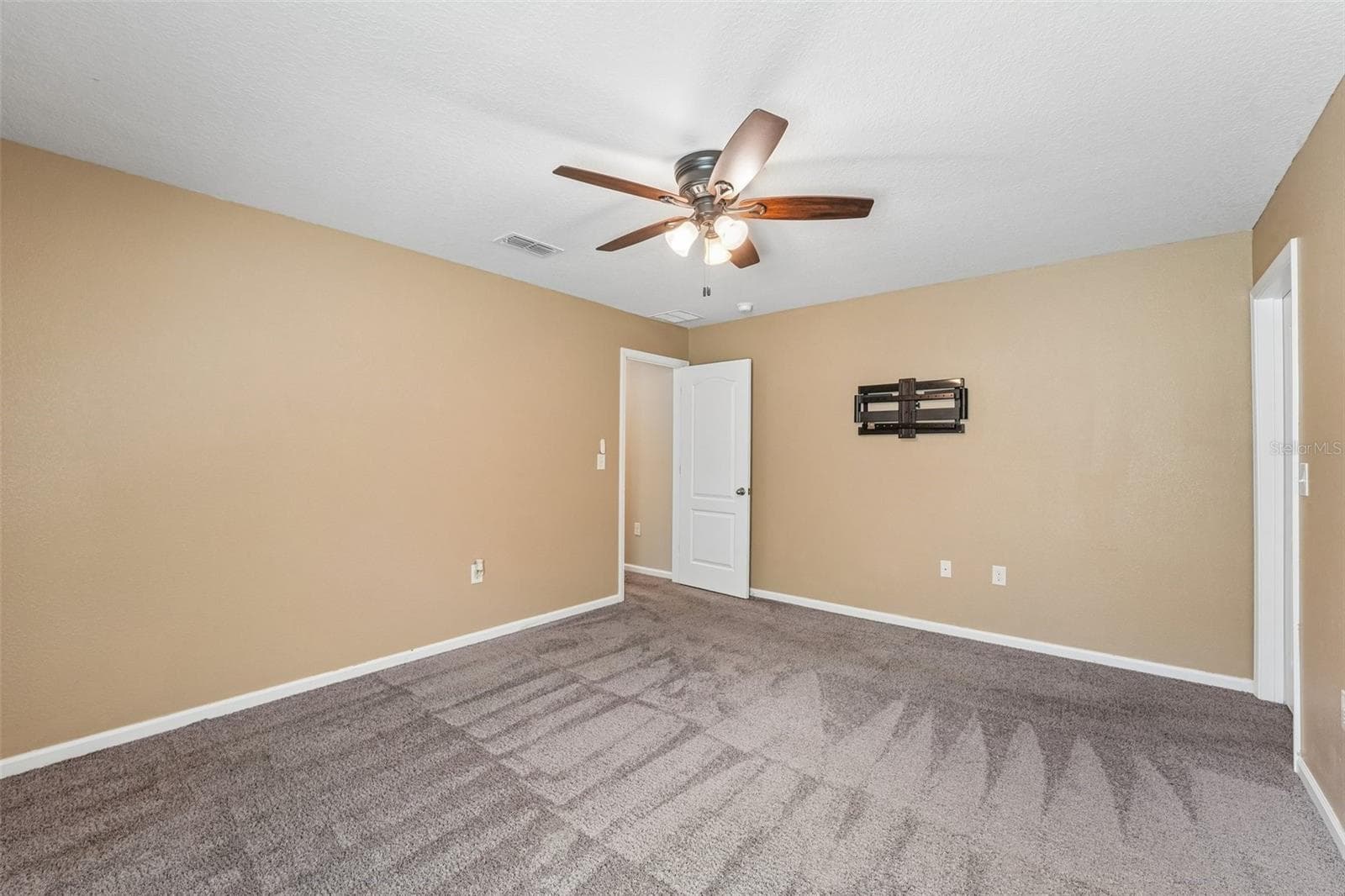 Single Family Residence at 353 CRESCENT KEY DR, ST AUGUSTINE, photo 24 of 54