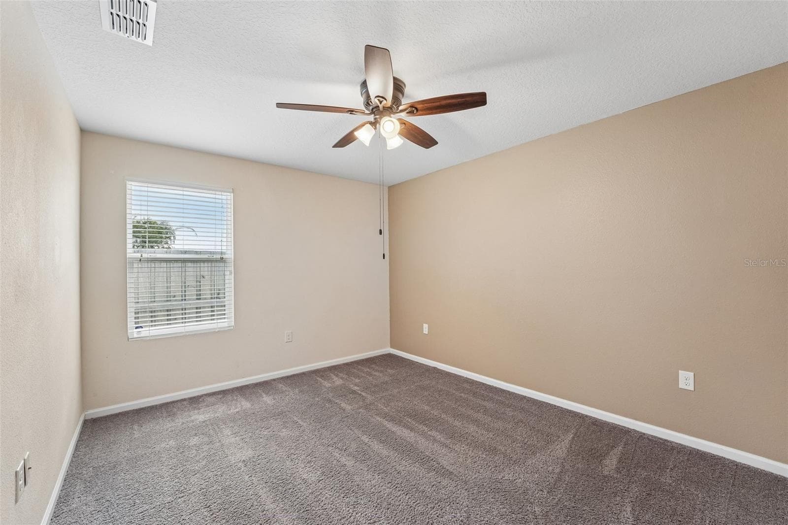 Guest Room - 353 CRESCENT KEY DR, ST AUGUSTINE