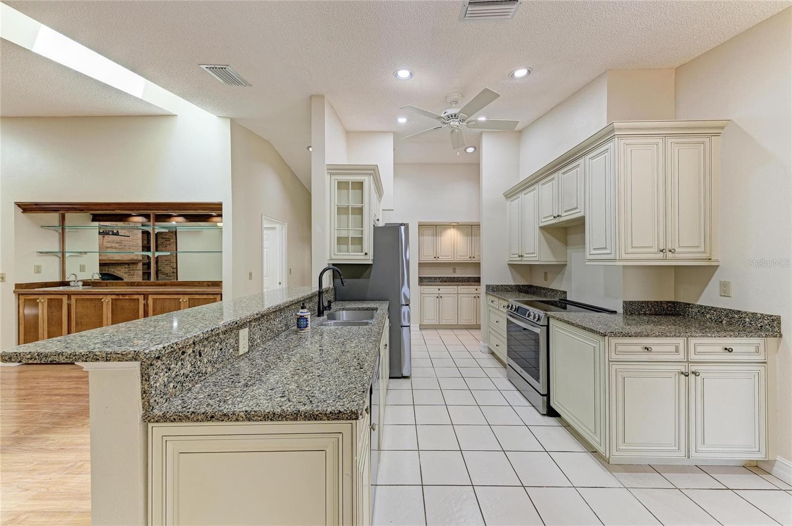 Single Family Residence at 212 68TH ST NW, BRADENTON, photo 21 of 72