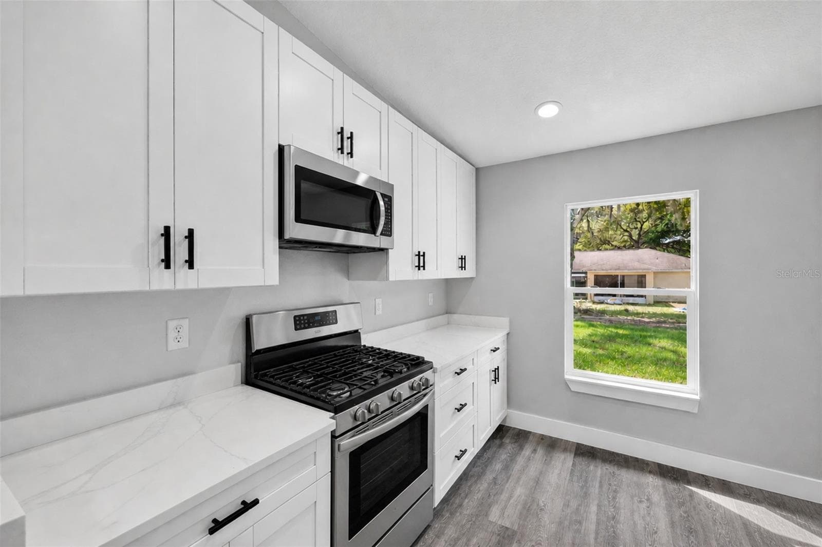 Single Family Residence at 13932 SW 104TH LN, DUNNELLON, photo 12 of 33