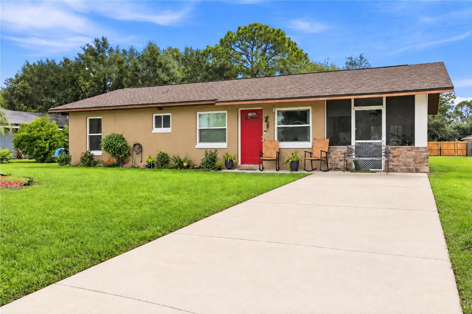Single Family Residence at 504 FIAT AVE, SEBRING, photo 3 of 25