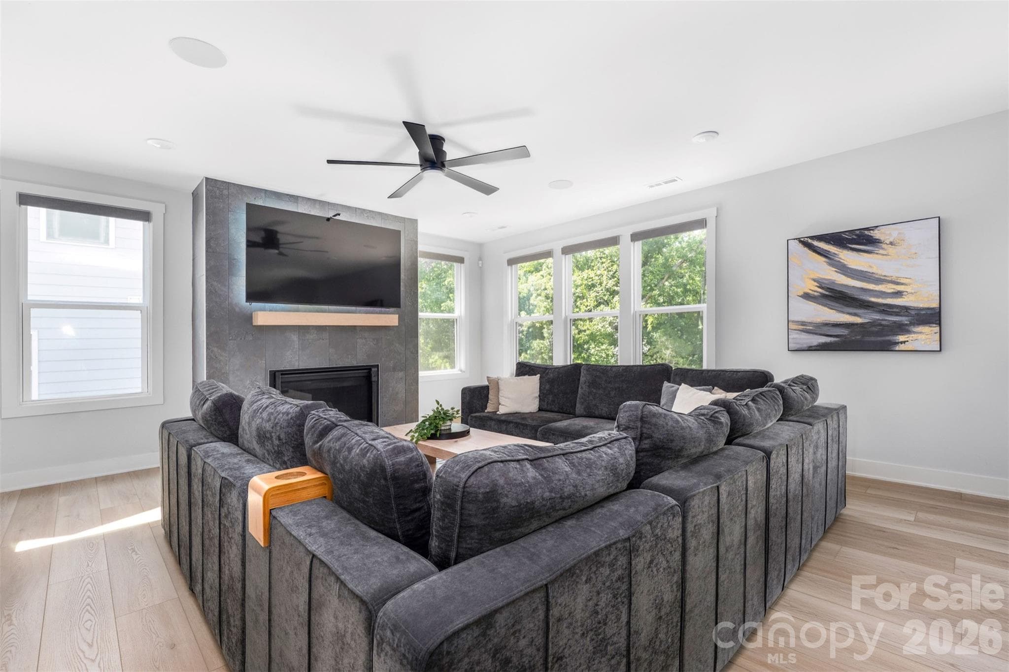 Great room fireplace with floating mantel - 4320 Tournette Drive, Indian Land