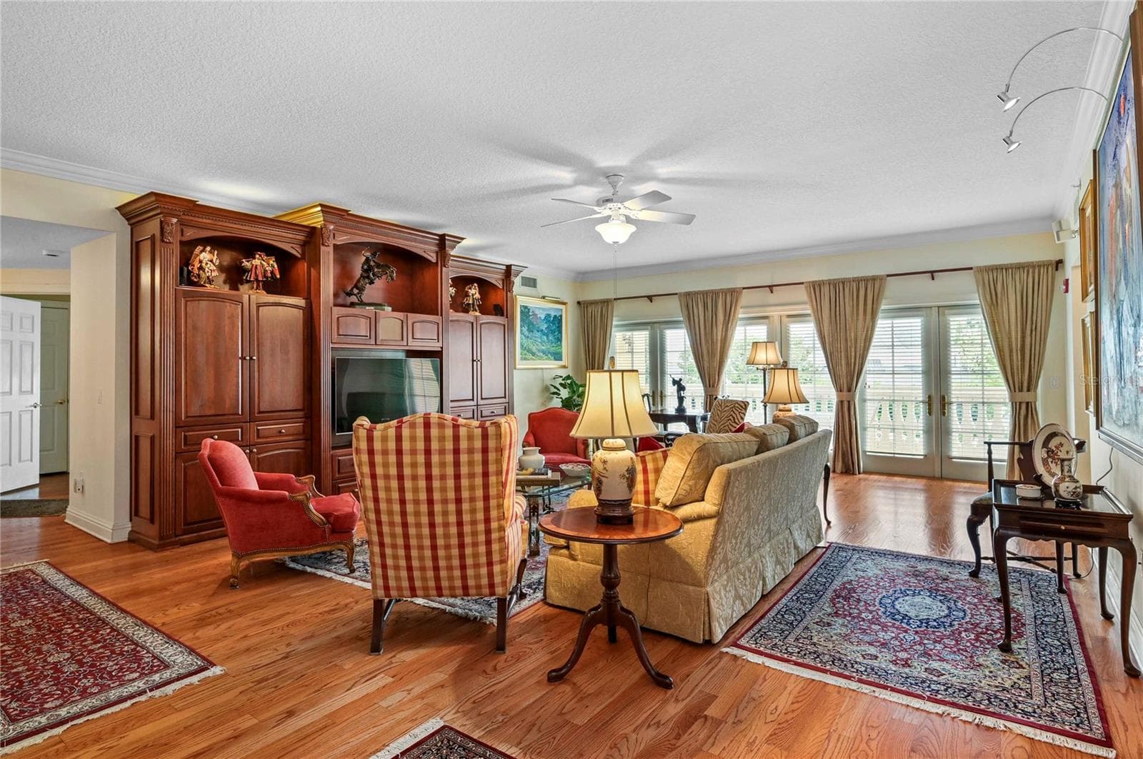 Condominium at 200 S INTERLACHEN AVE #350, WINTER PARK, photo 11 of 64