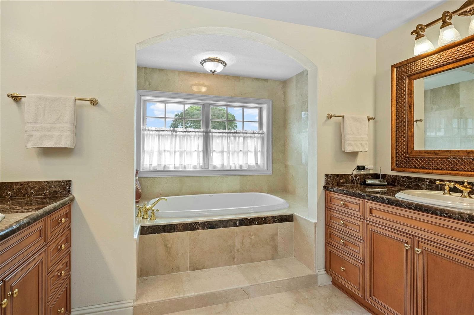 Condominium at 200 S INTERLACHEN AVE #350, WINTER PARK, photo 38 of 64