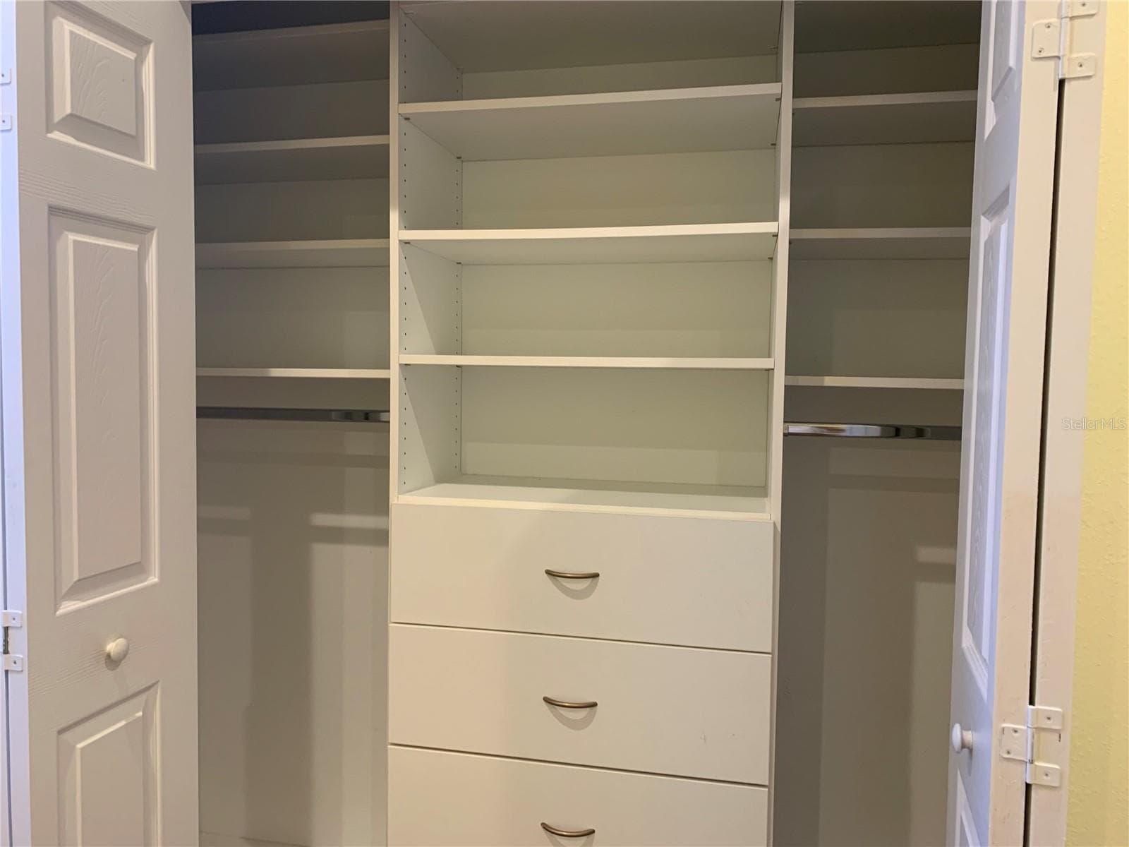 SECONDARY BEDROOMS CLOSET BUILT INS - 6738 VISTA PARK BLVD, ORLANDO